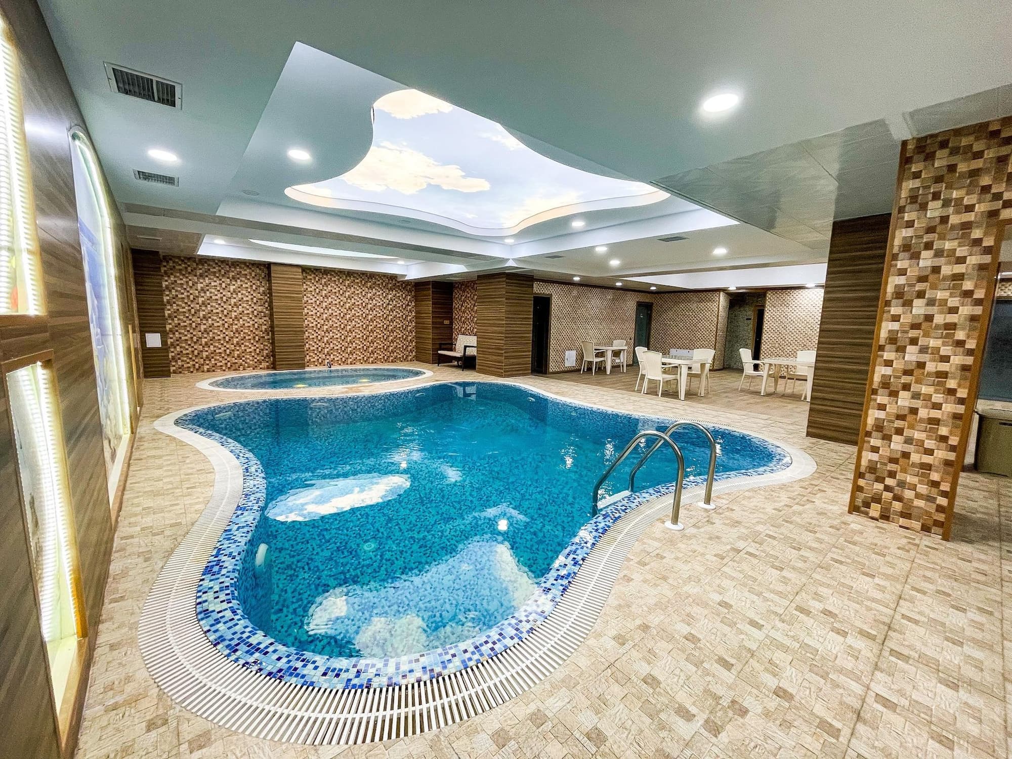 Premier Palace Apartment 1 Br Ggi
