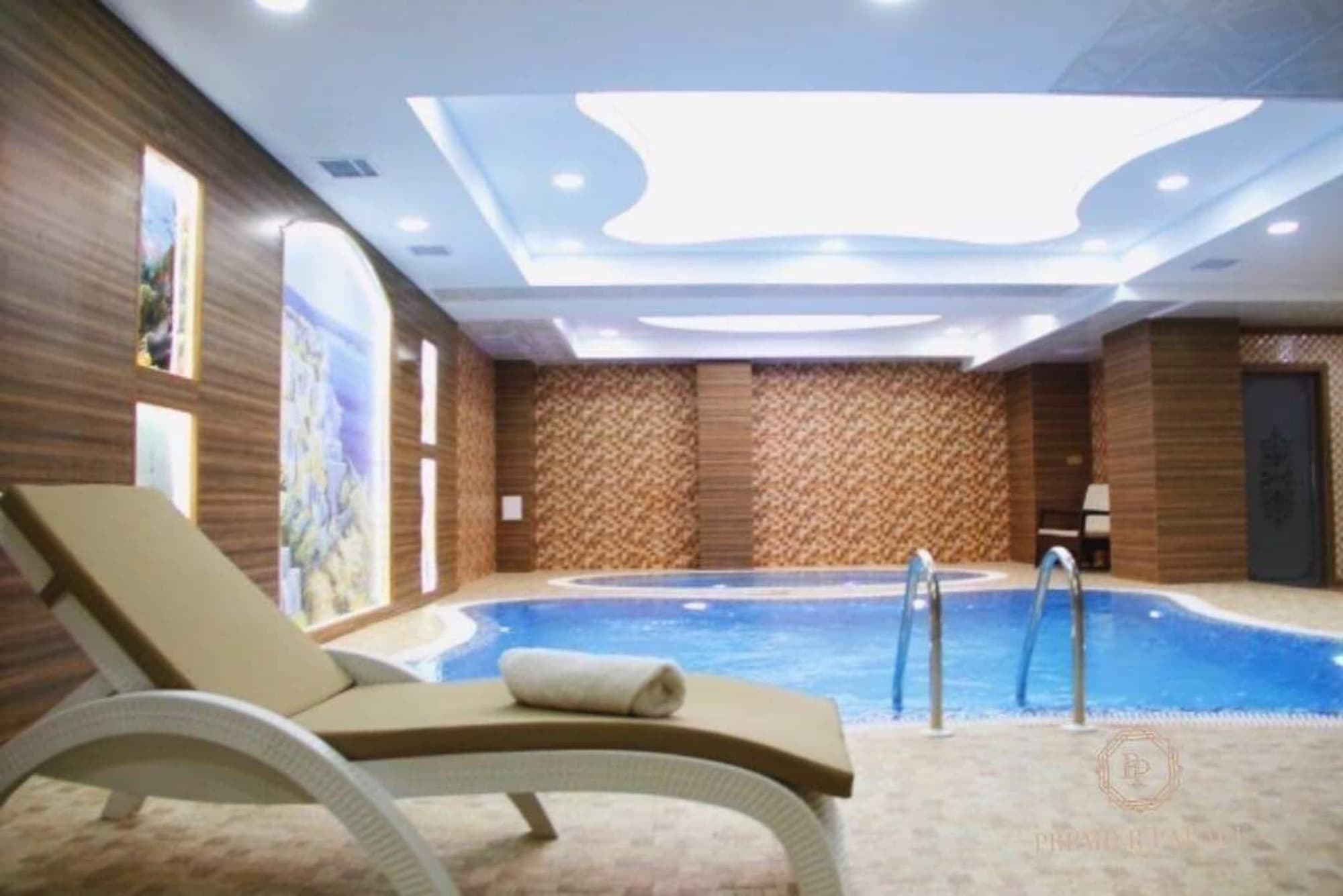 Premier Palace Apartment 1 Br Ggi