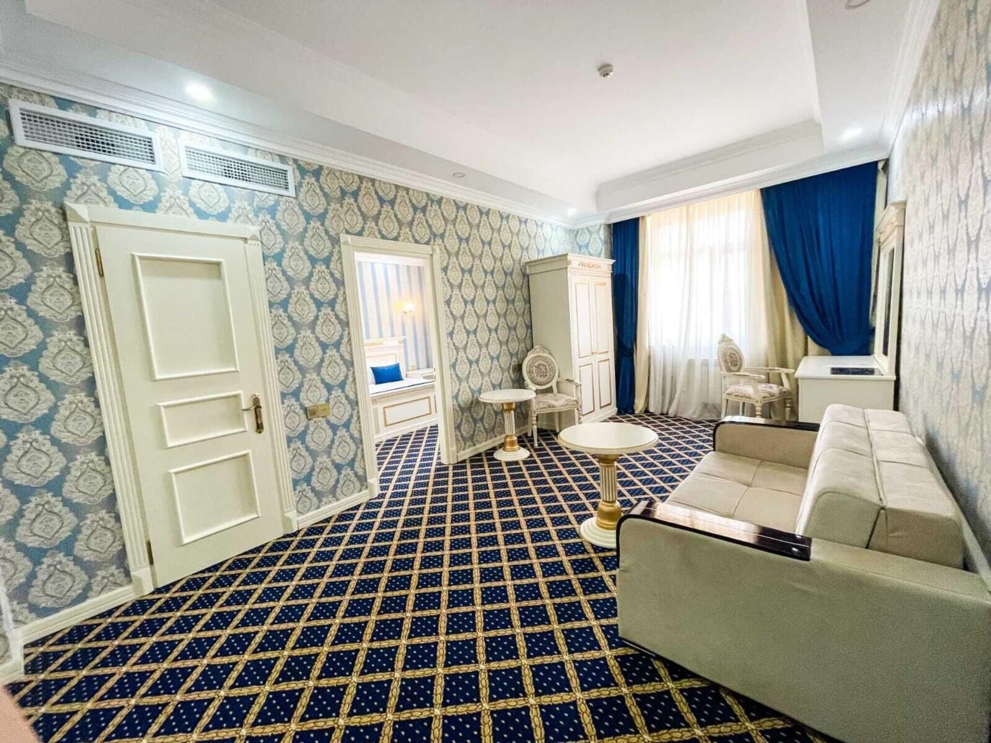 Premier Palace Apartment 1 Br Ggi