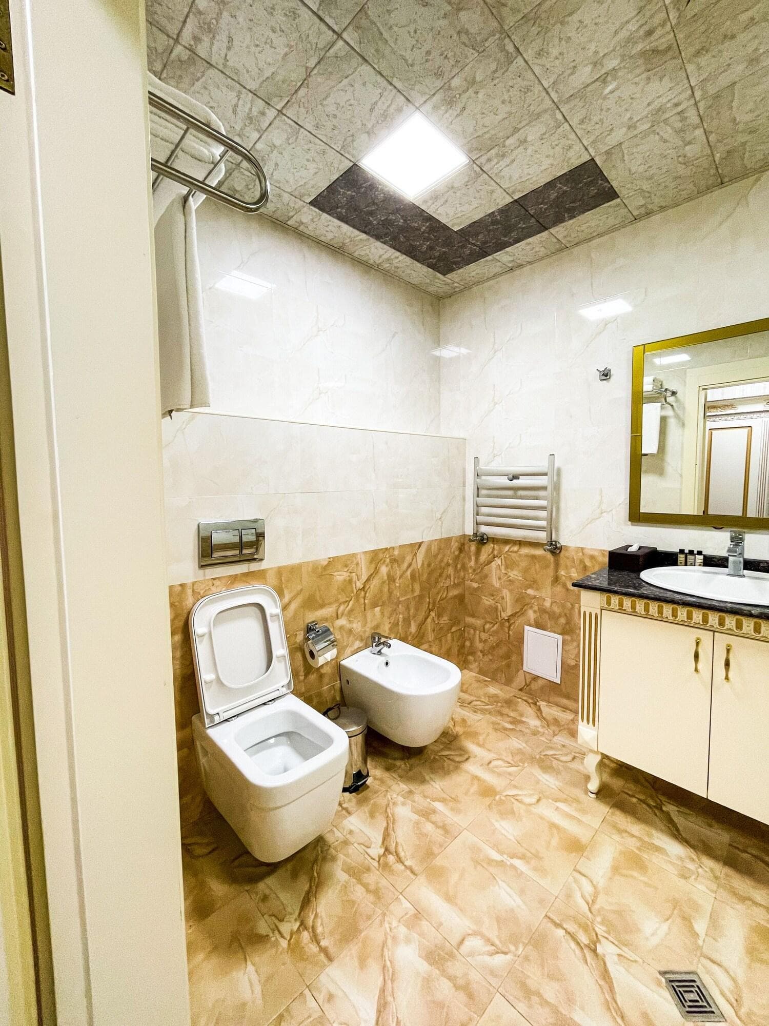 Premier Palace Apartment 1 Br Ggi