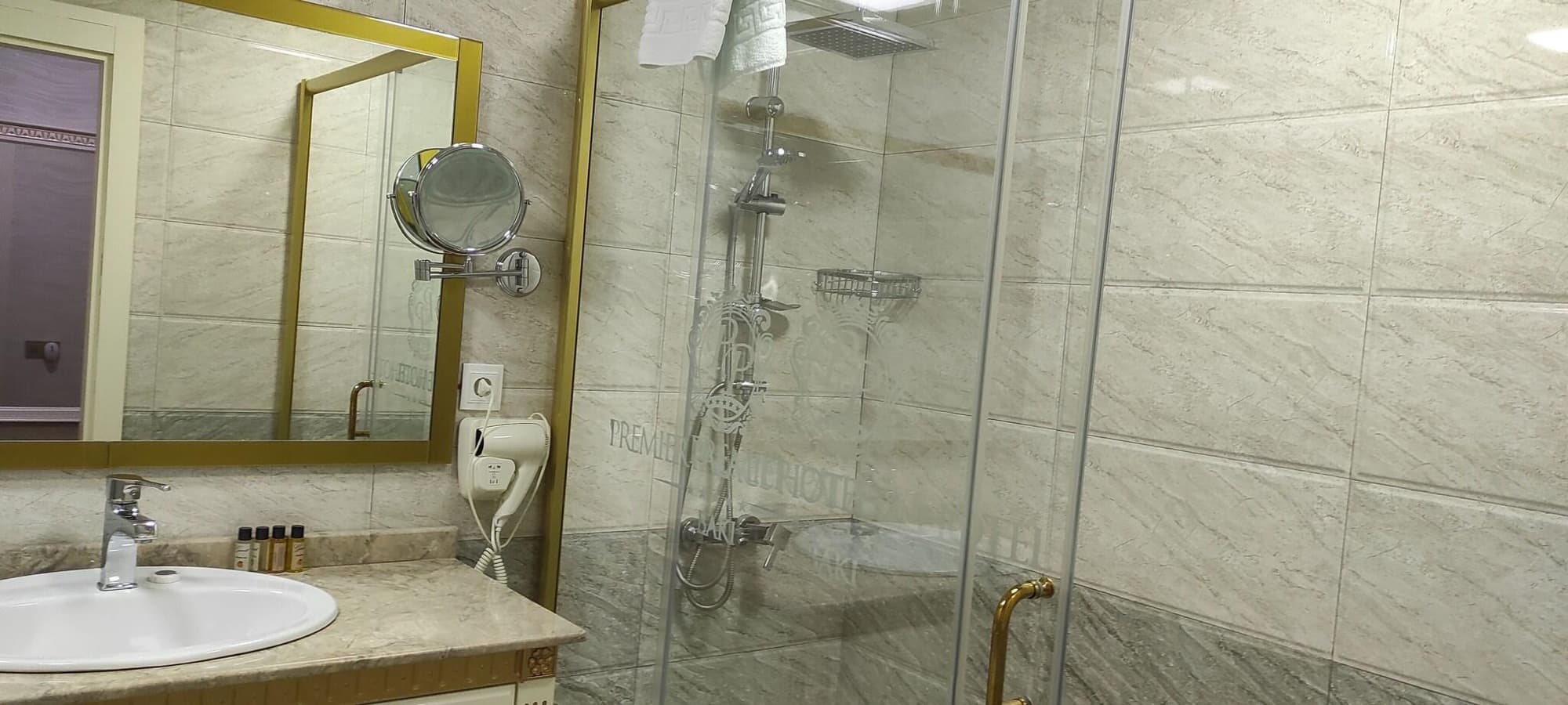 Premier Palace Apartment 1 Br Ggi