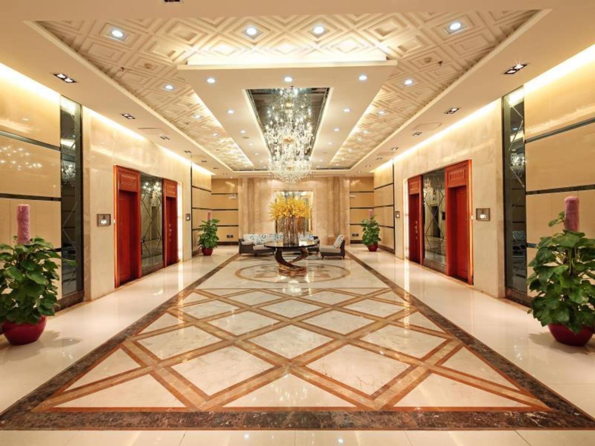 South North International Apartment Kam Rueng Plaz