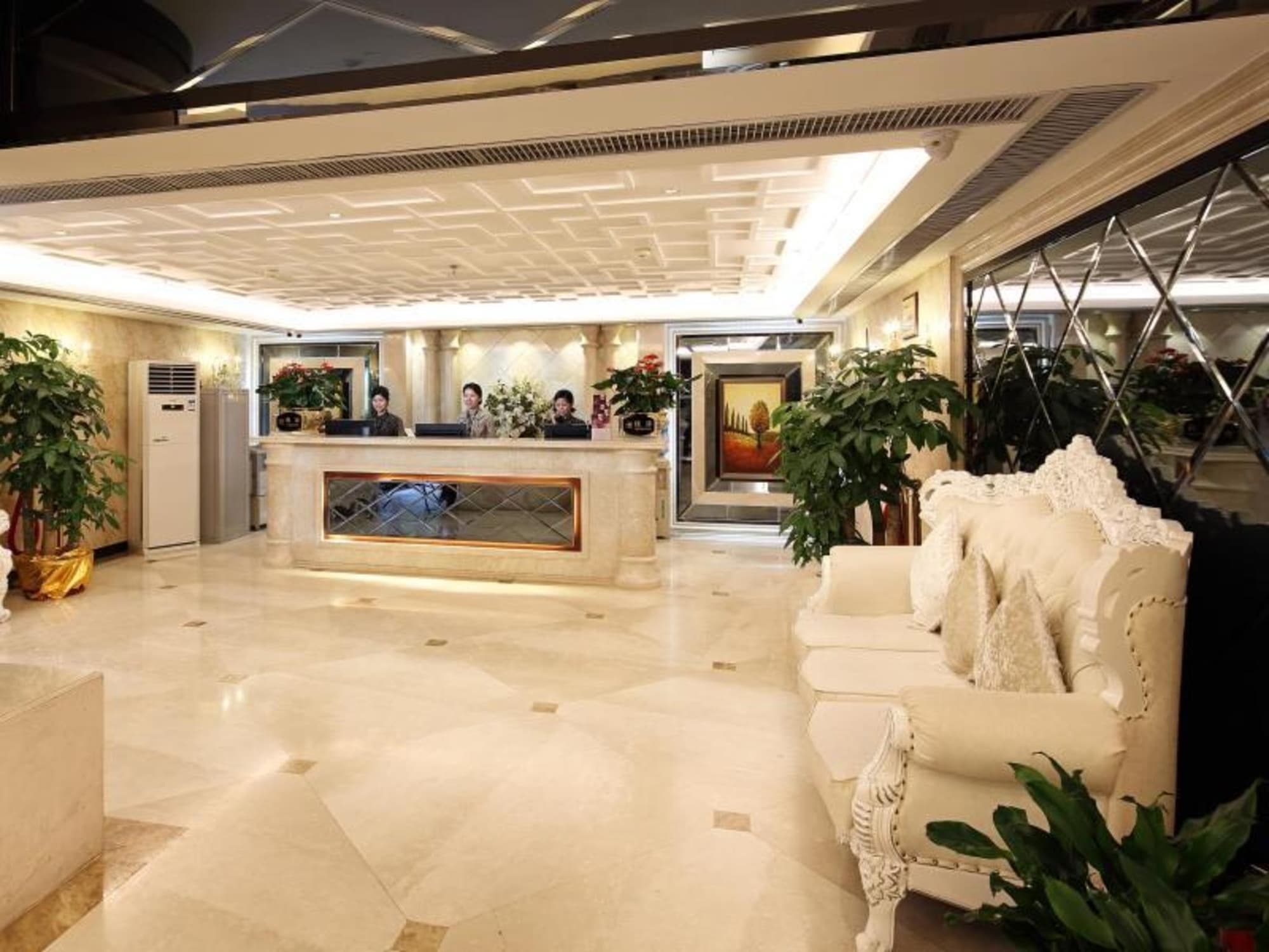 South North International Apartment Kam Rueng Plaz