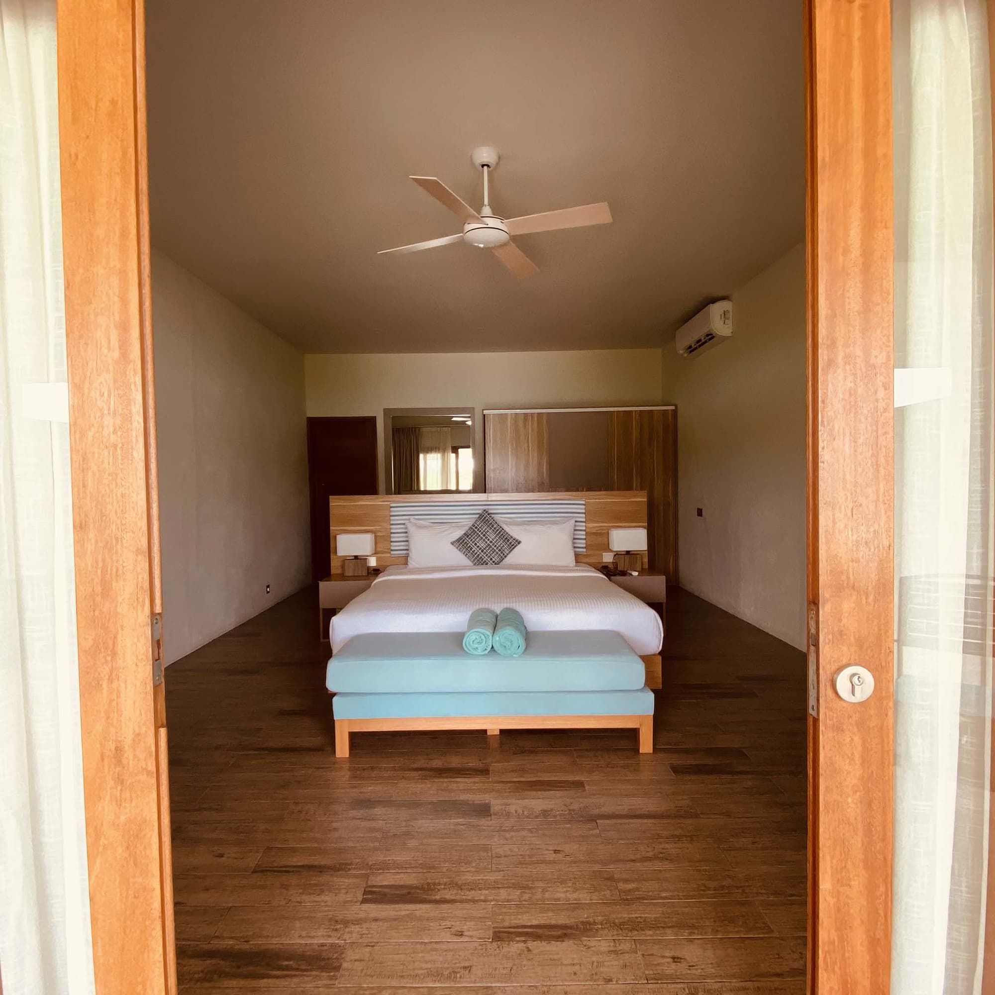 Rahaa Resort