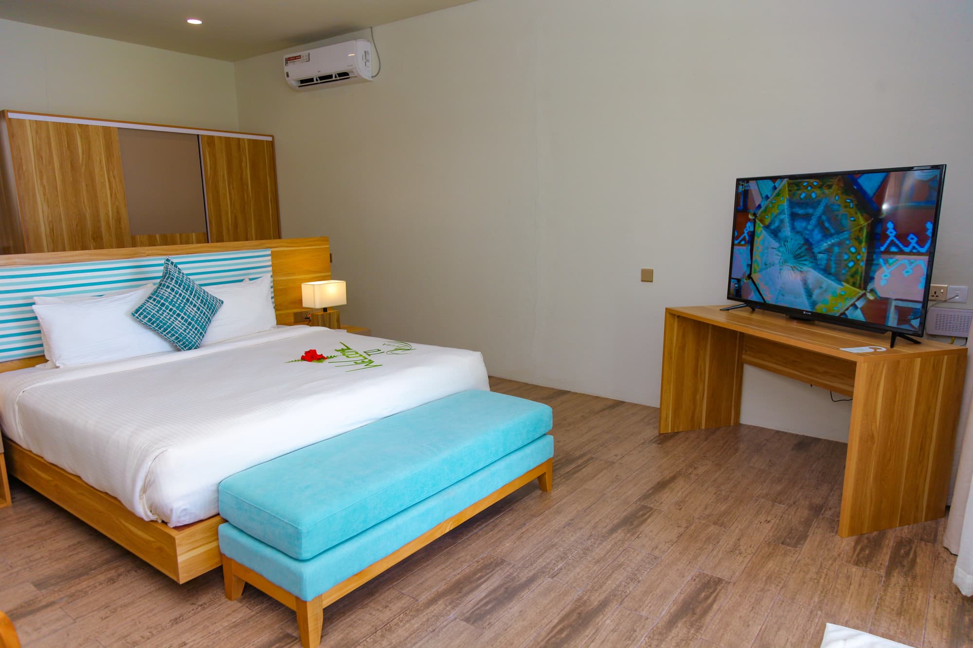 Rahaa Resort