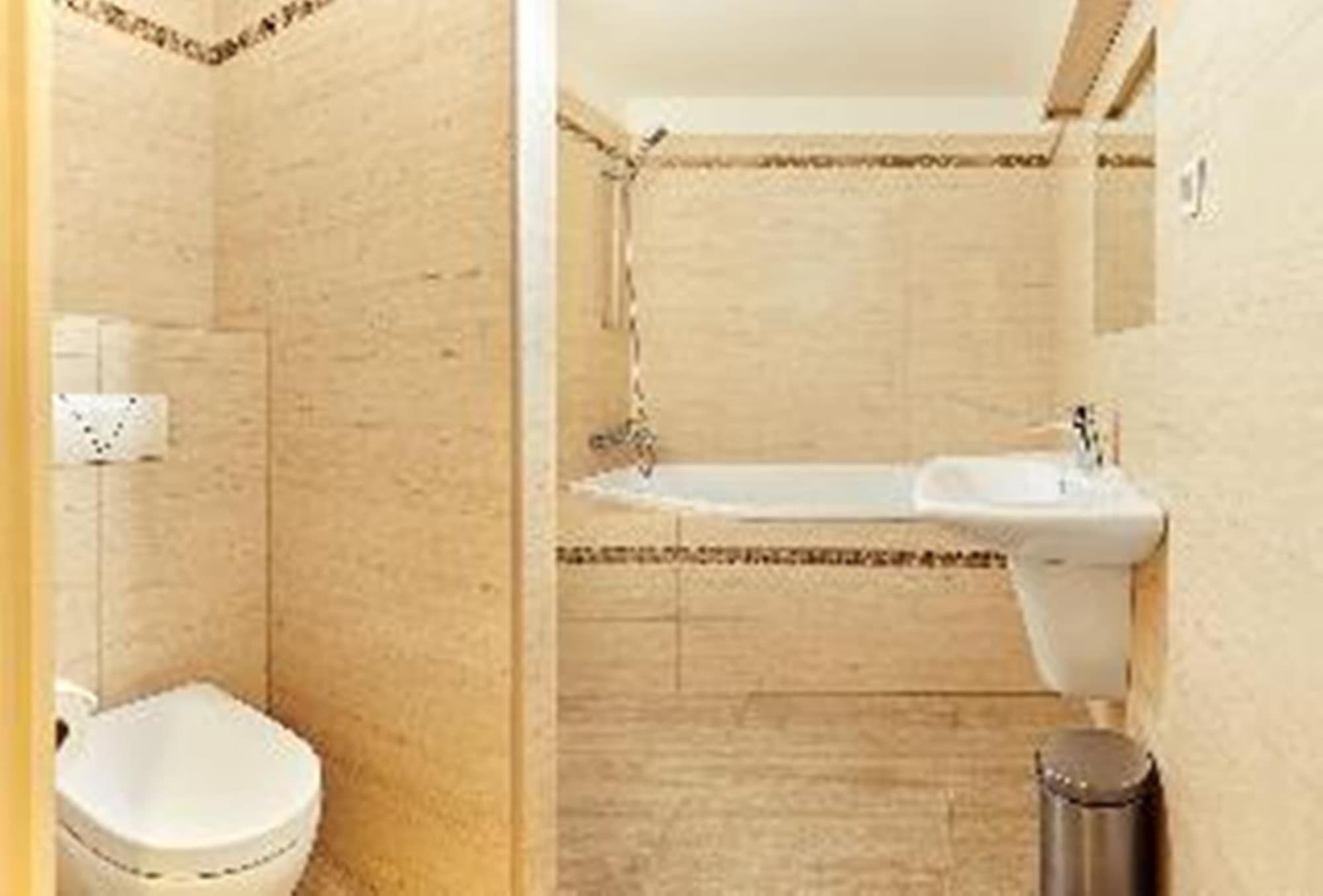 Andrassy Thai Hotel, Room