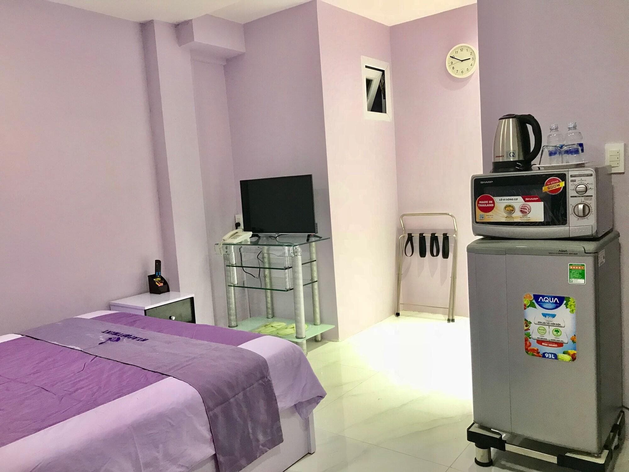 HT Apartment Saigon , Room