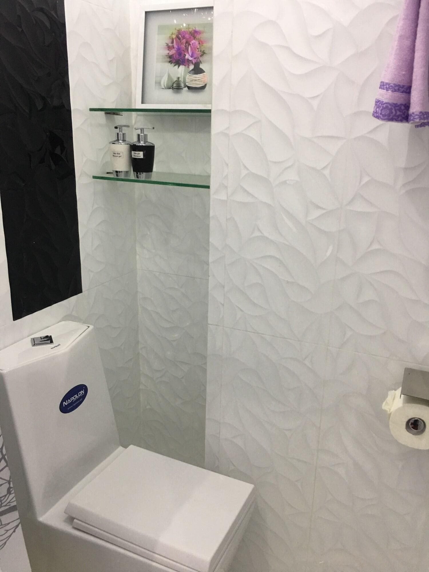 HT Apartment Saigon , Room