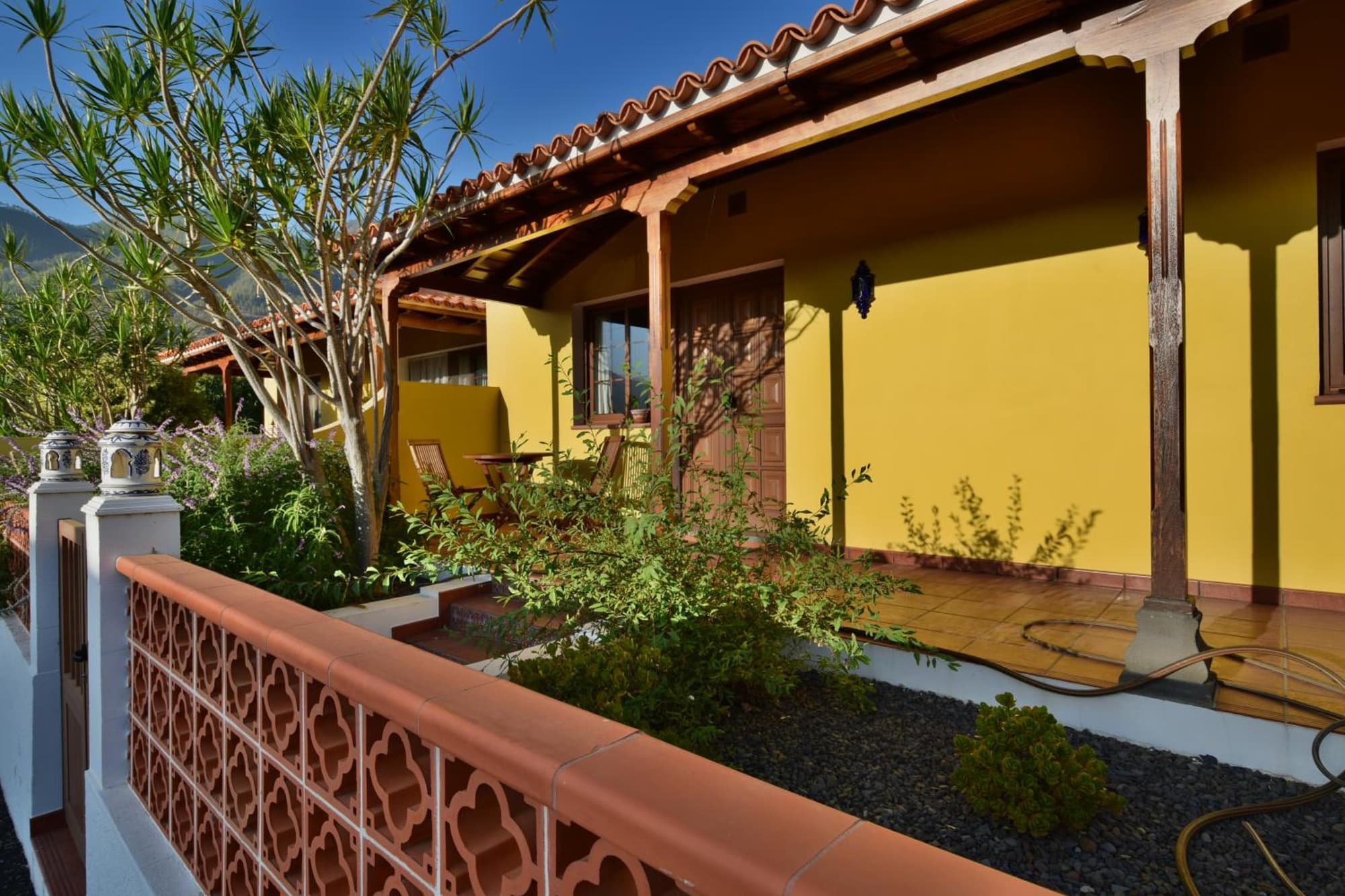 Casas Rurales Tola