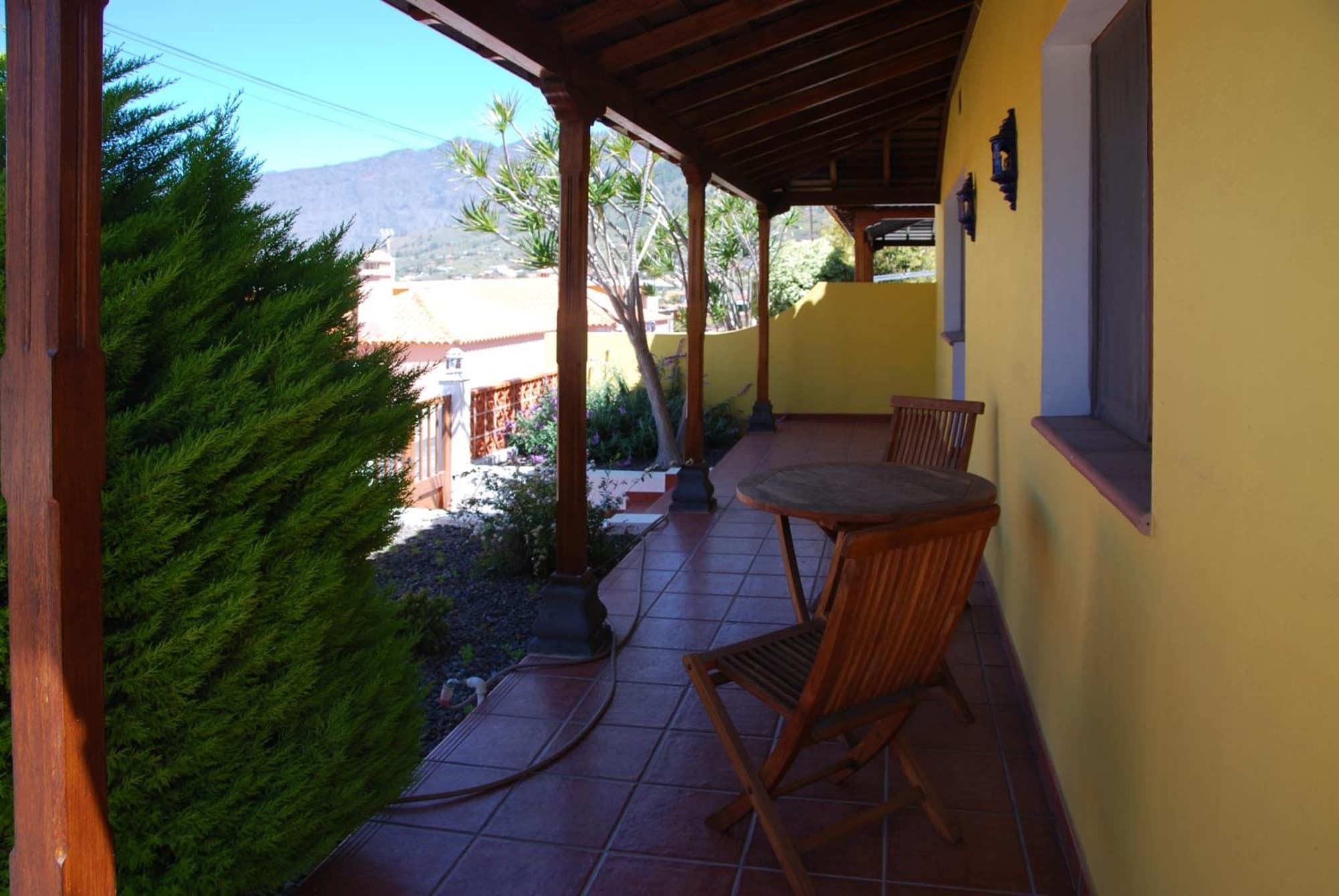 Casas Rurales Tola