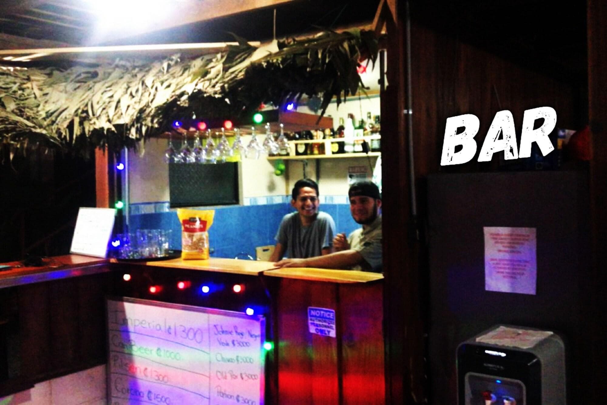 La Choza Inn