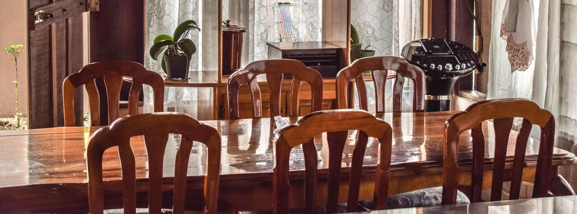 La Choza Inn