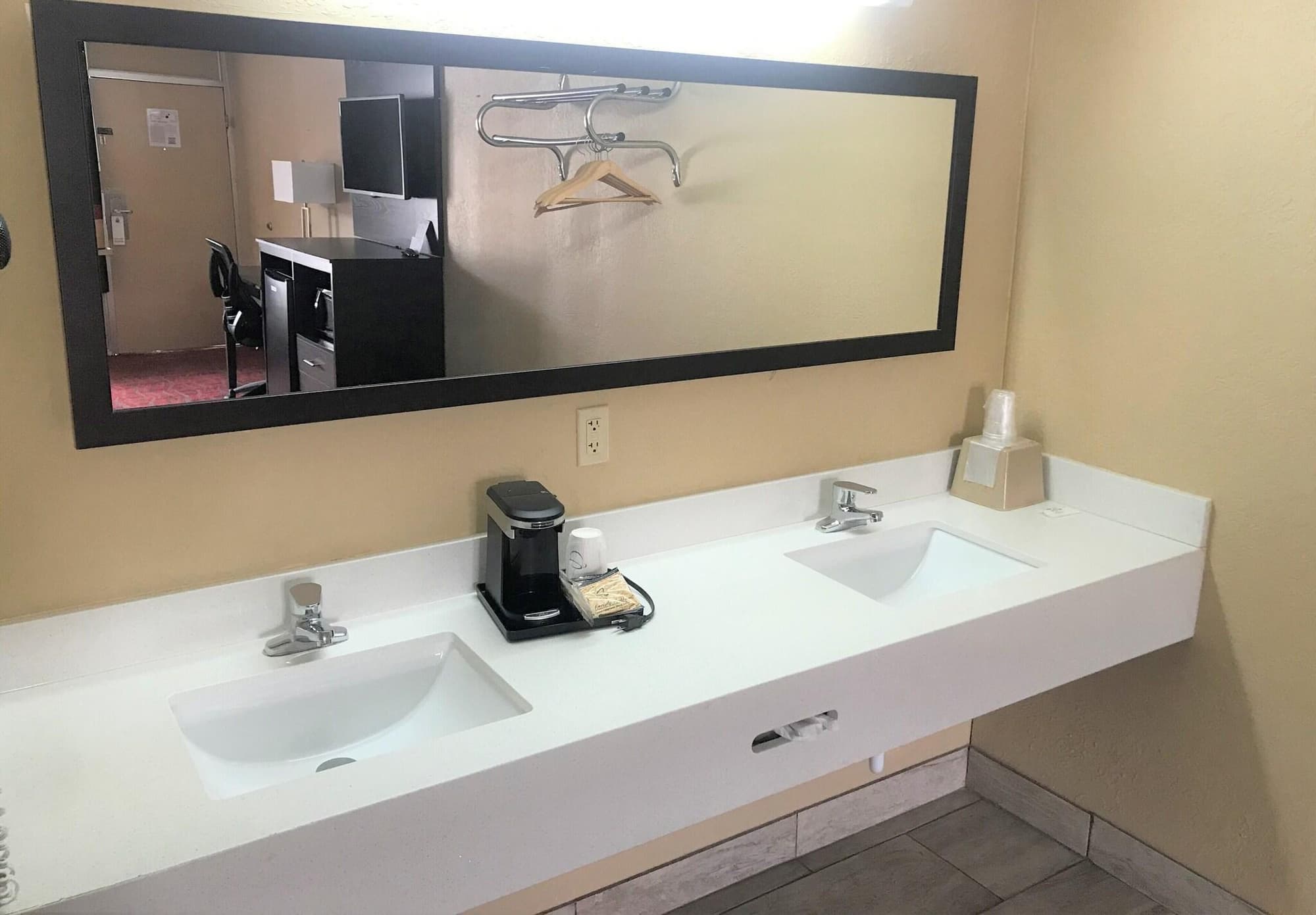 Conner Hill Motor Lodge