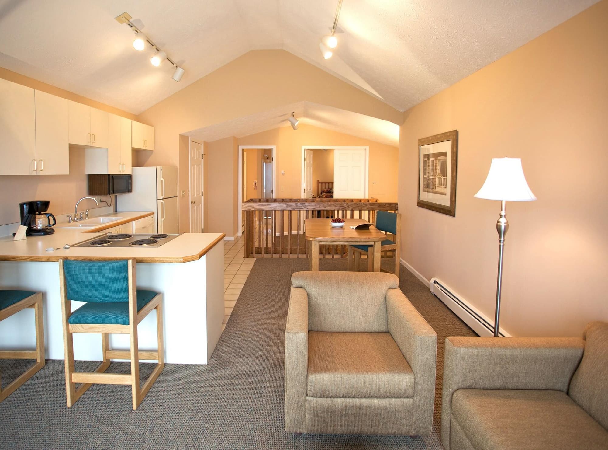 Pointes North Beachfront Hotel