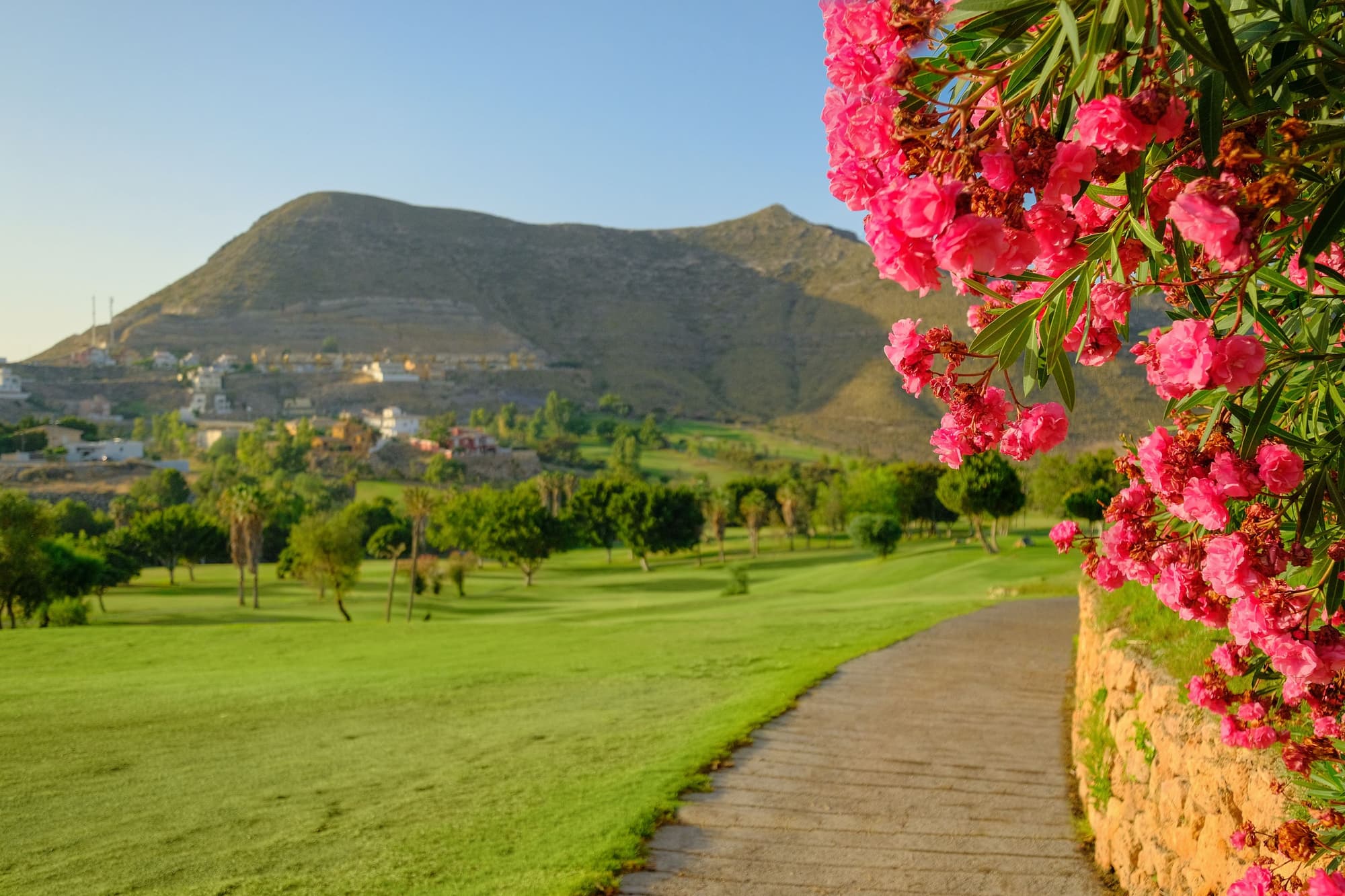 Envia Almería Apartments Spa & Golf