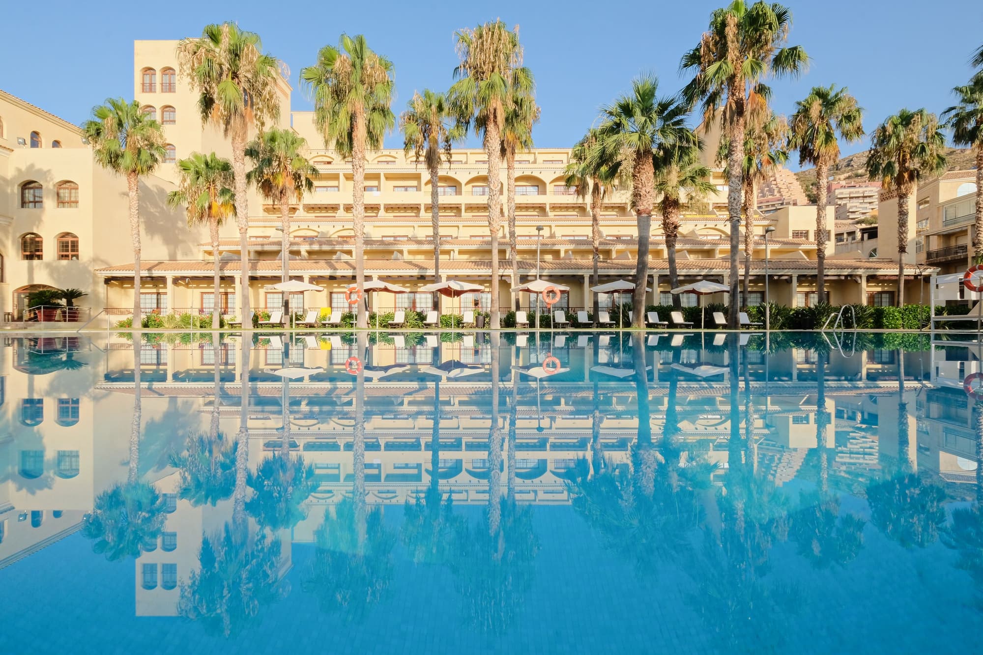 Envia Almería Apartments Spa & Golf