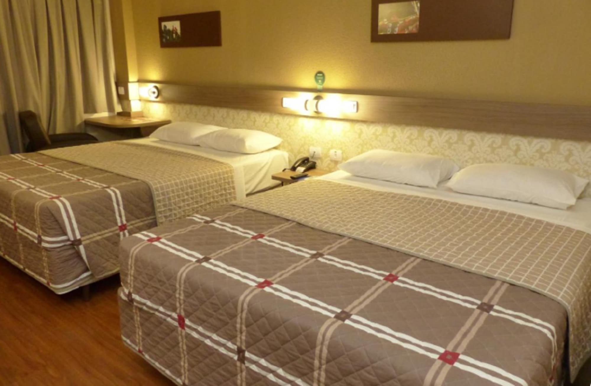 Hotel 10 Palmas
