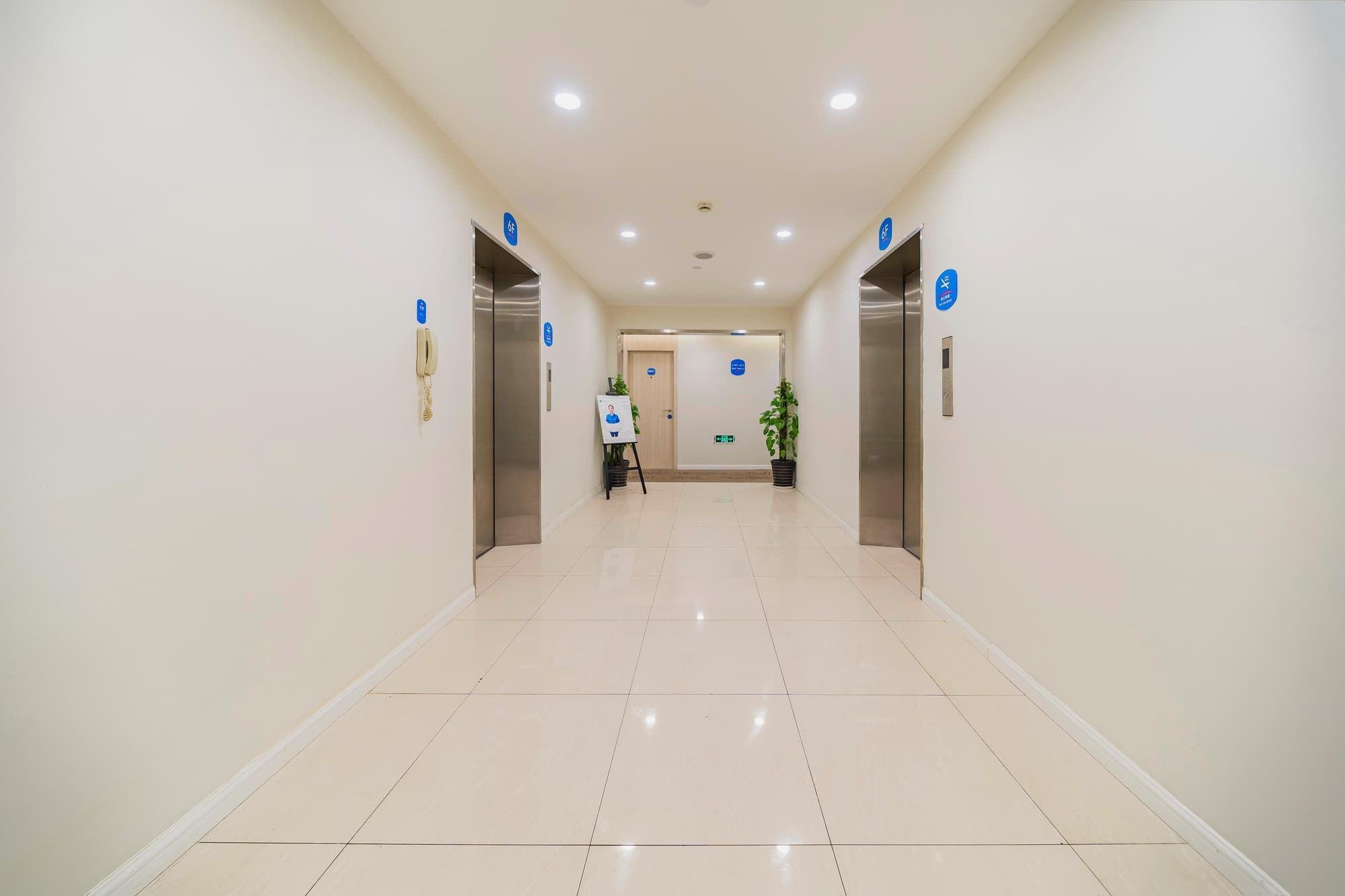 Hanting Hotel (Shanghai Hongqiao, Qibao Huxing Rd)