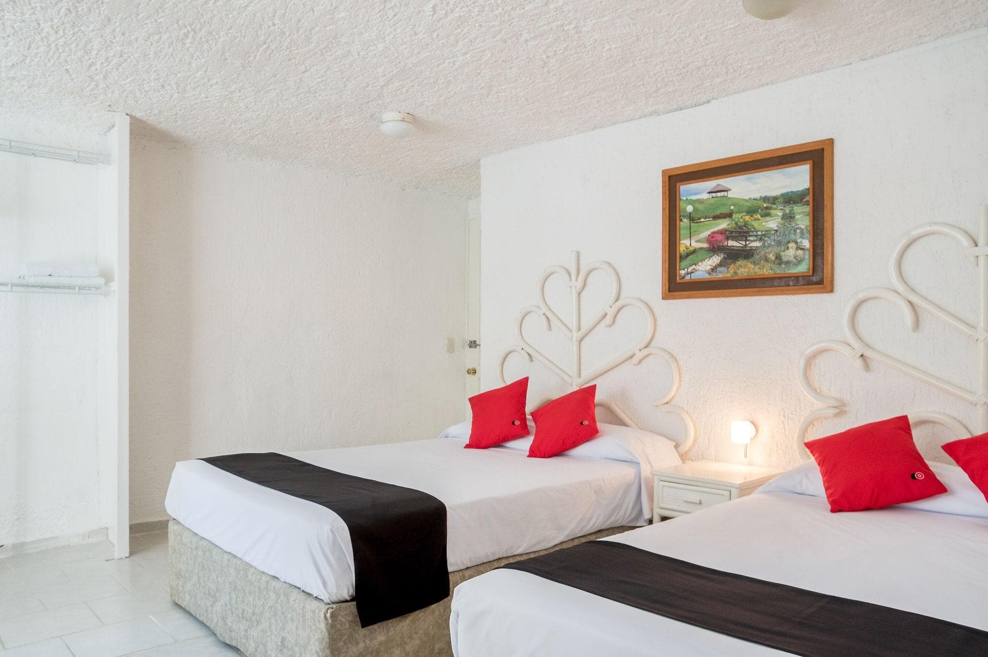 Capital O Farallon Inn, Cancún