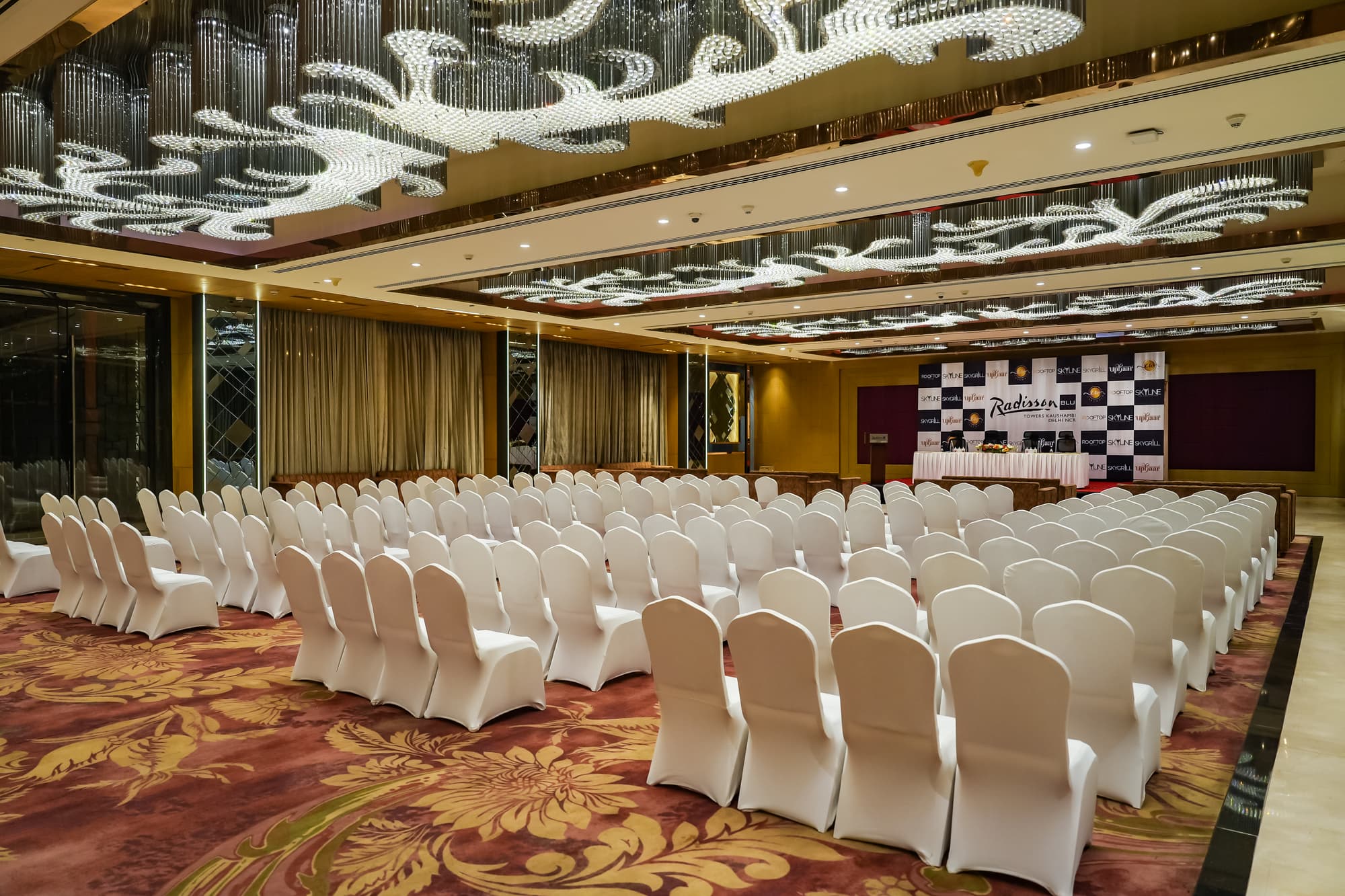 Radisson Blu Towers Kaushambi Delhi NCR