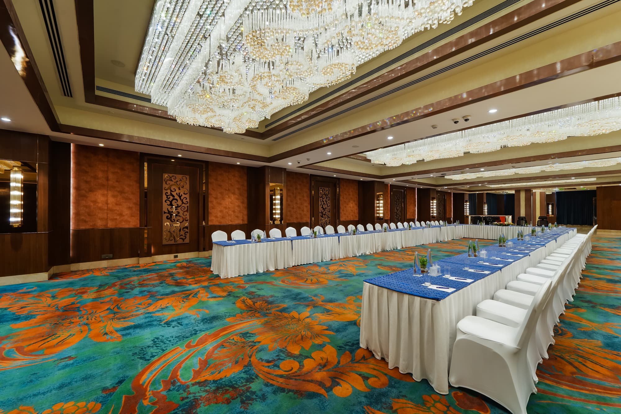 Radisson Blu Towers Kaushambi Delhi NCR