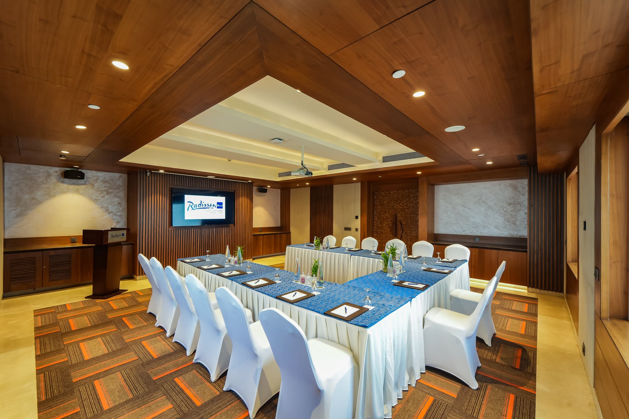Radisson Blu Towers Kaushambi Delhi NCR