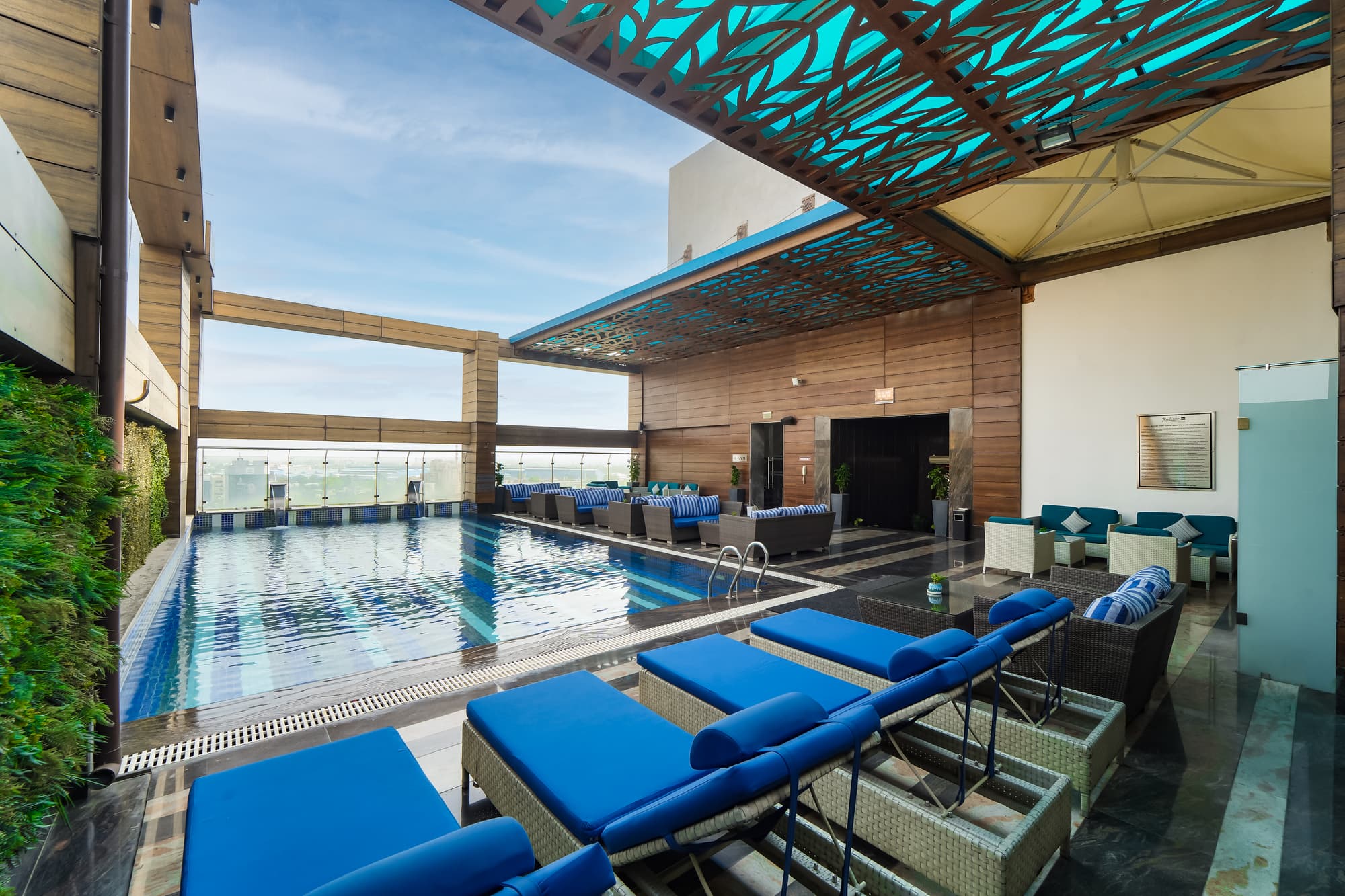 Radisson Blu Towers Kaushambi Delhi NCR