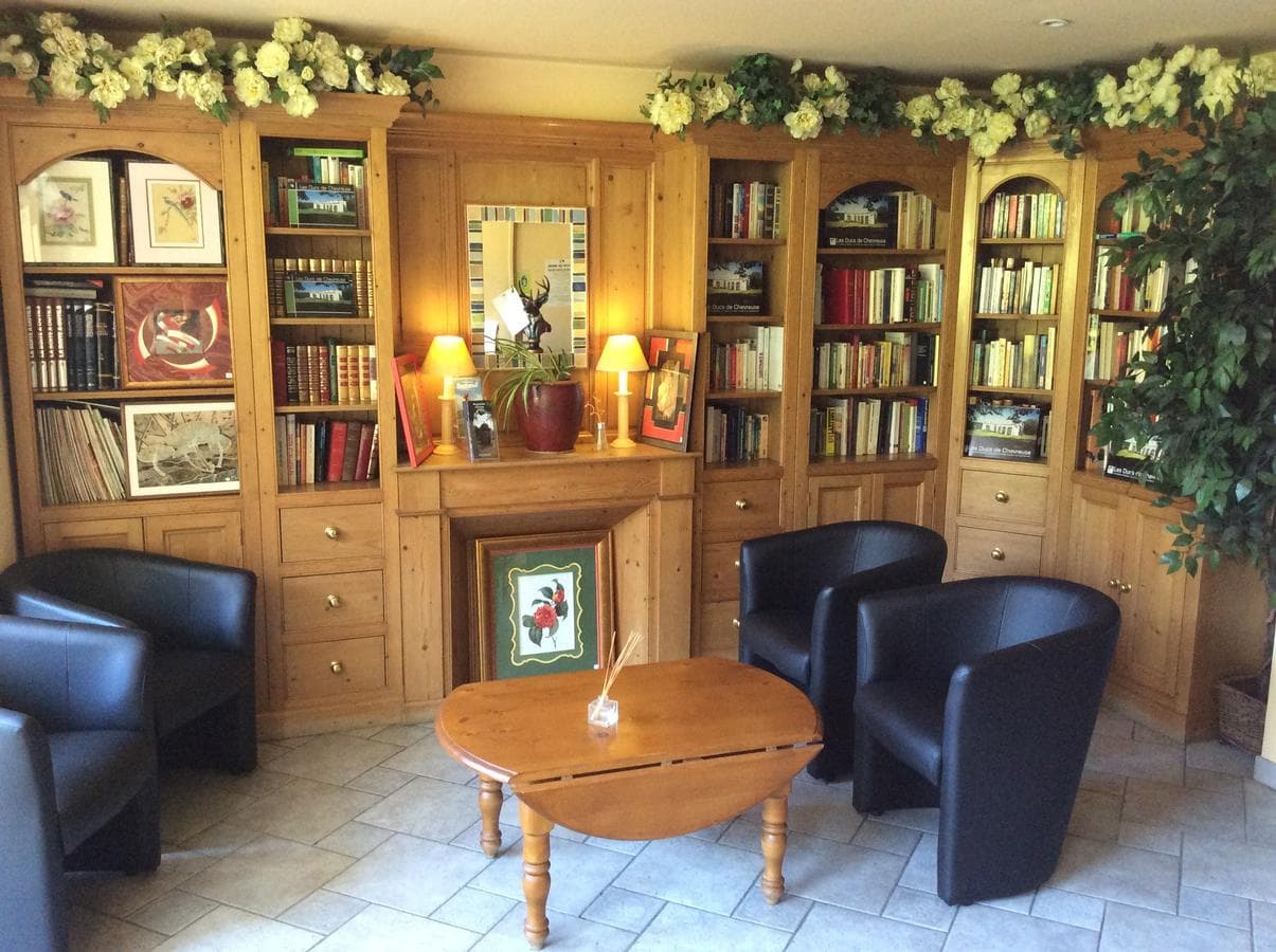 Residence Hotel LES DUCS DE CHEVREUSE