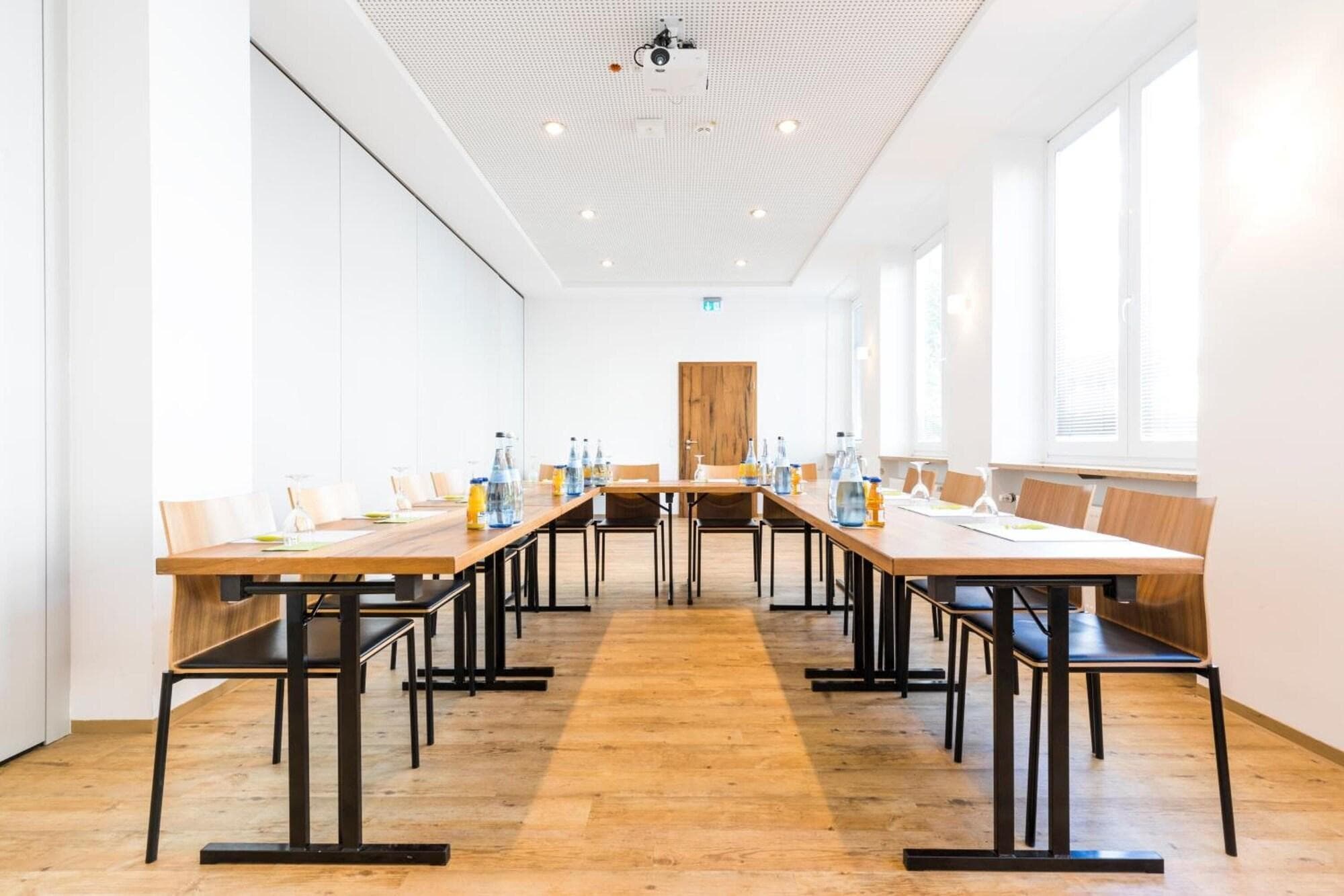 RiKu HOTEL Neu-Ulm