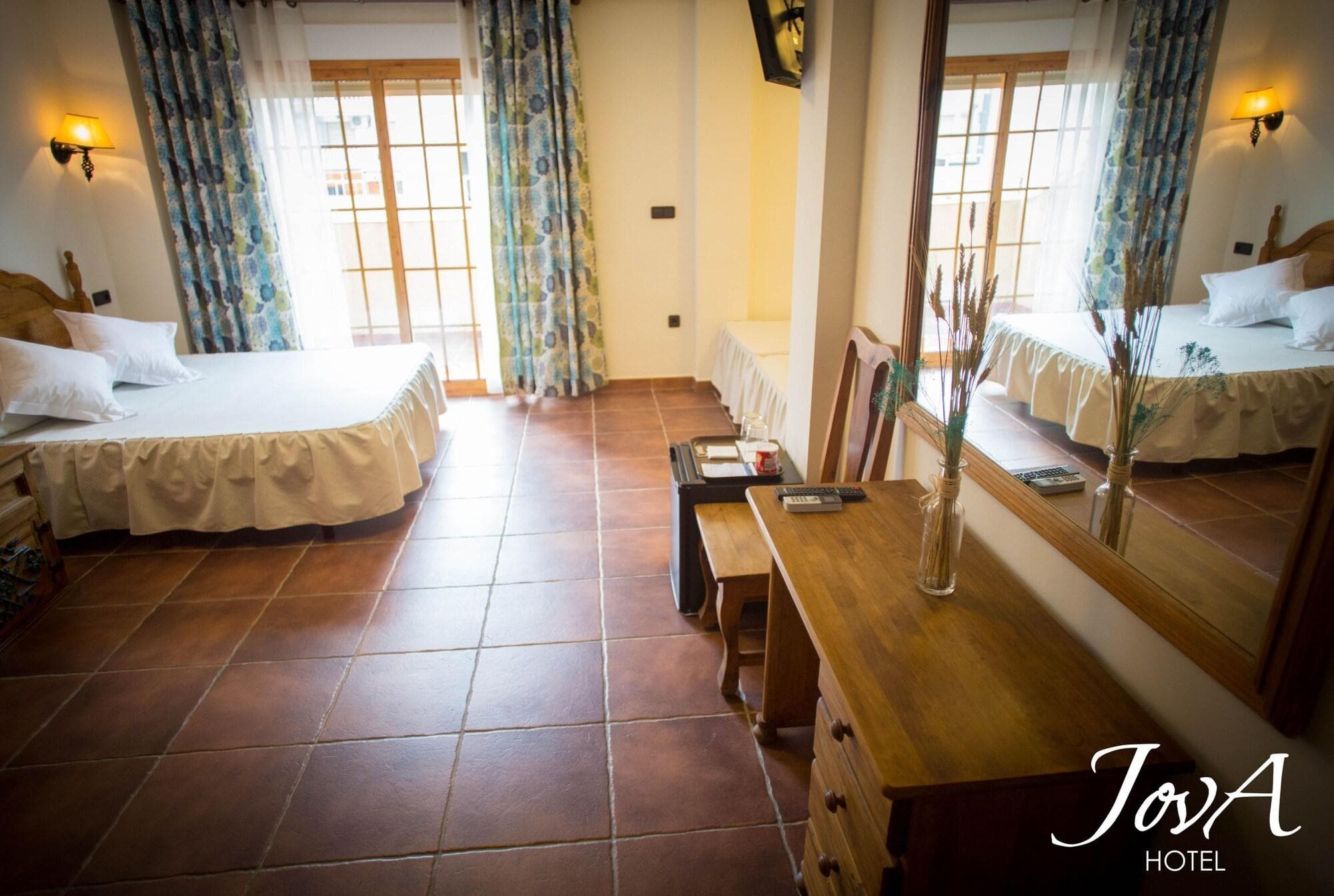 Jova Hotel
