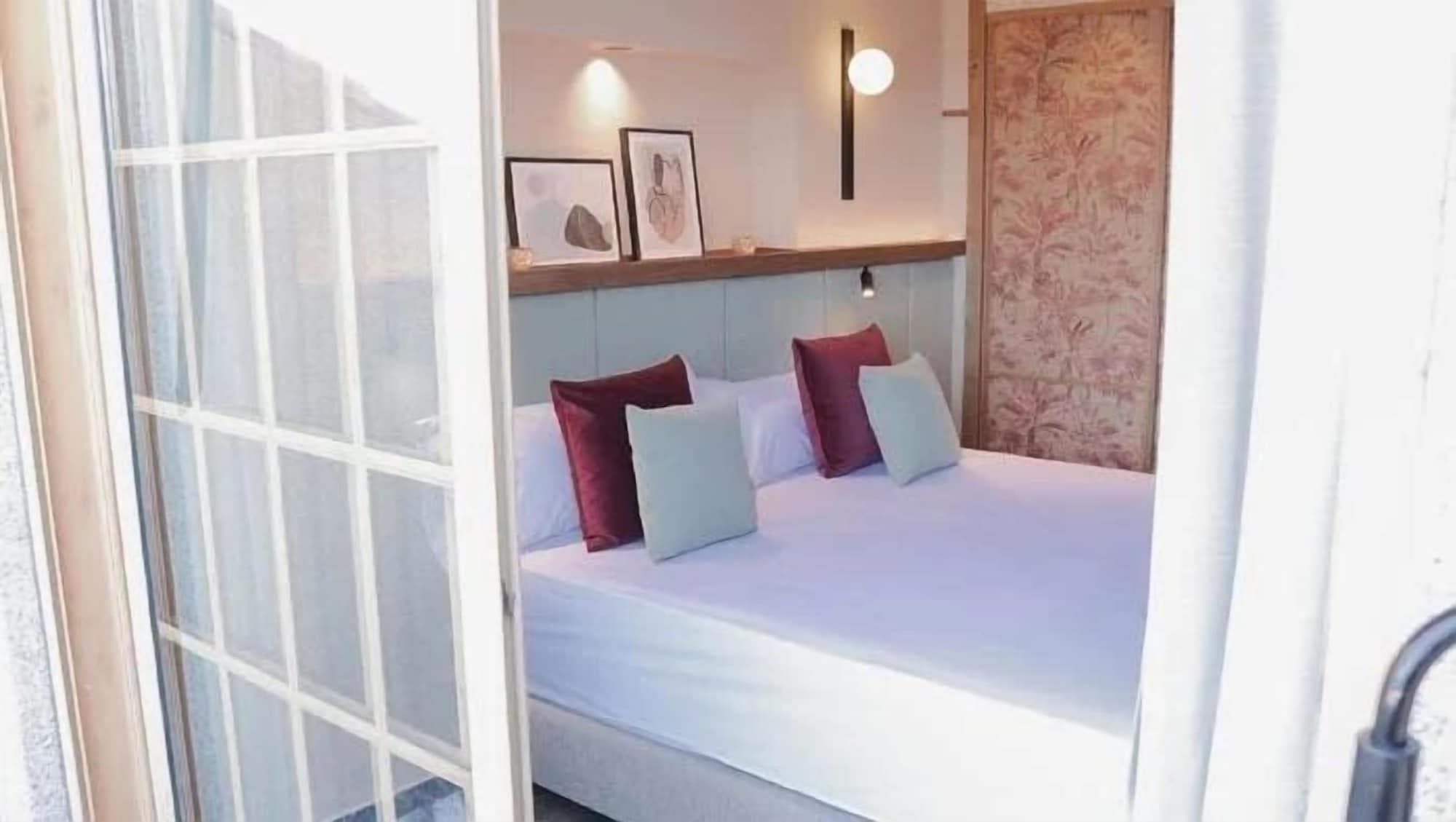 Jova Hotel
