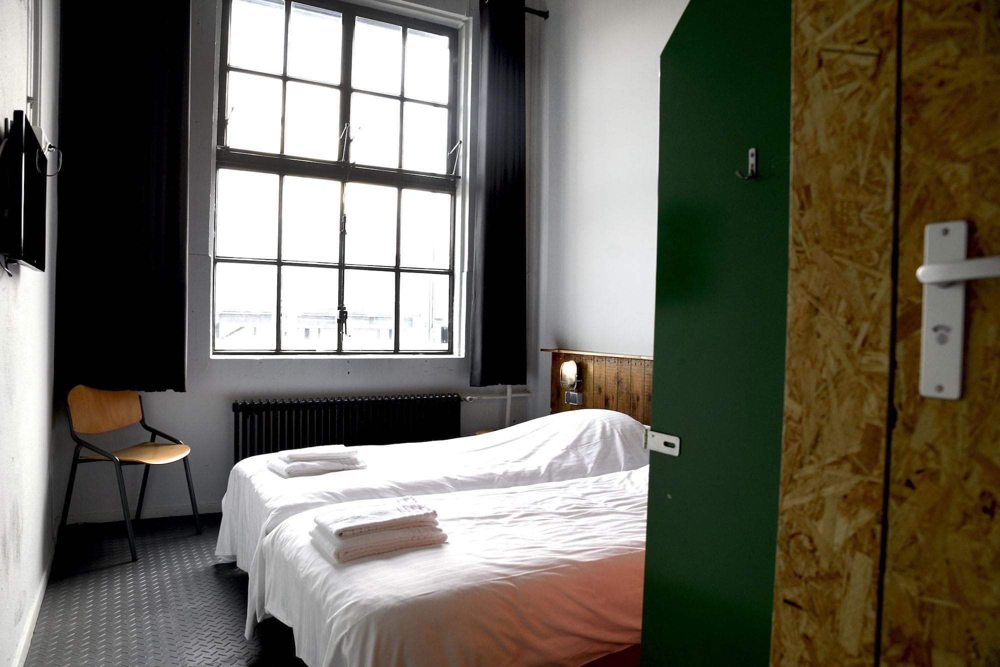 Blue Collar Hotel - Hostel