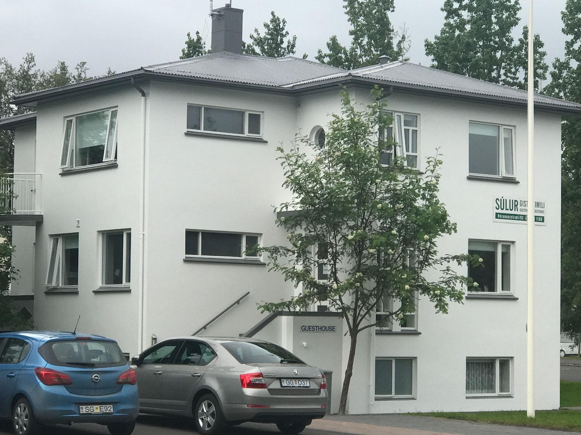 Súlur Guesthouse 1