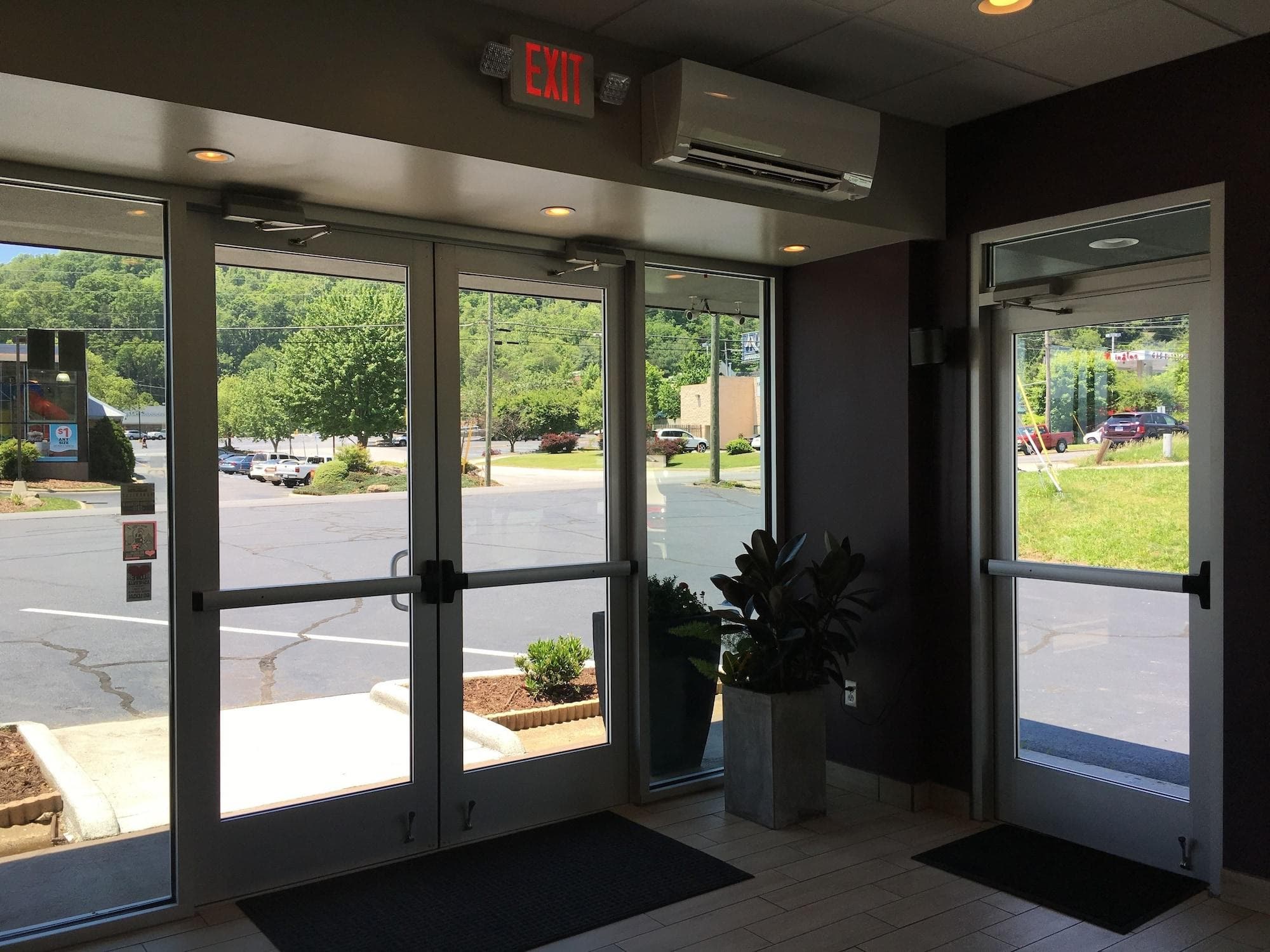 The Beaucatcher – A Boutique Motel, Lobby