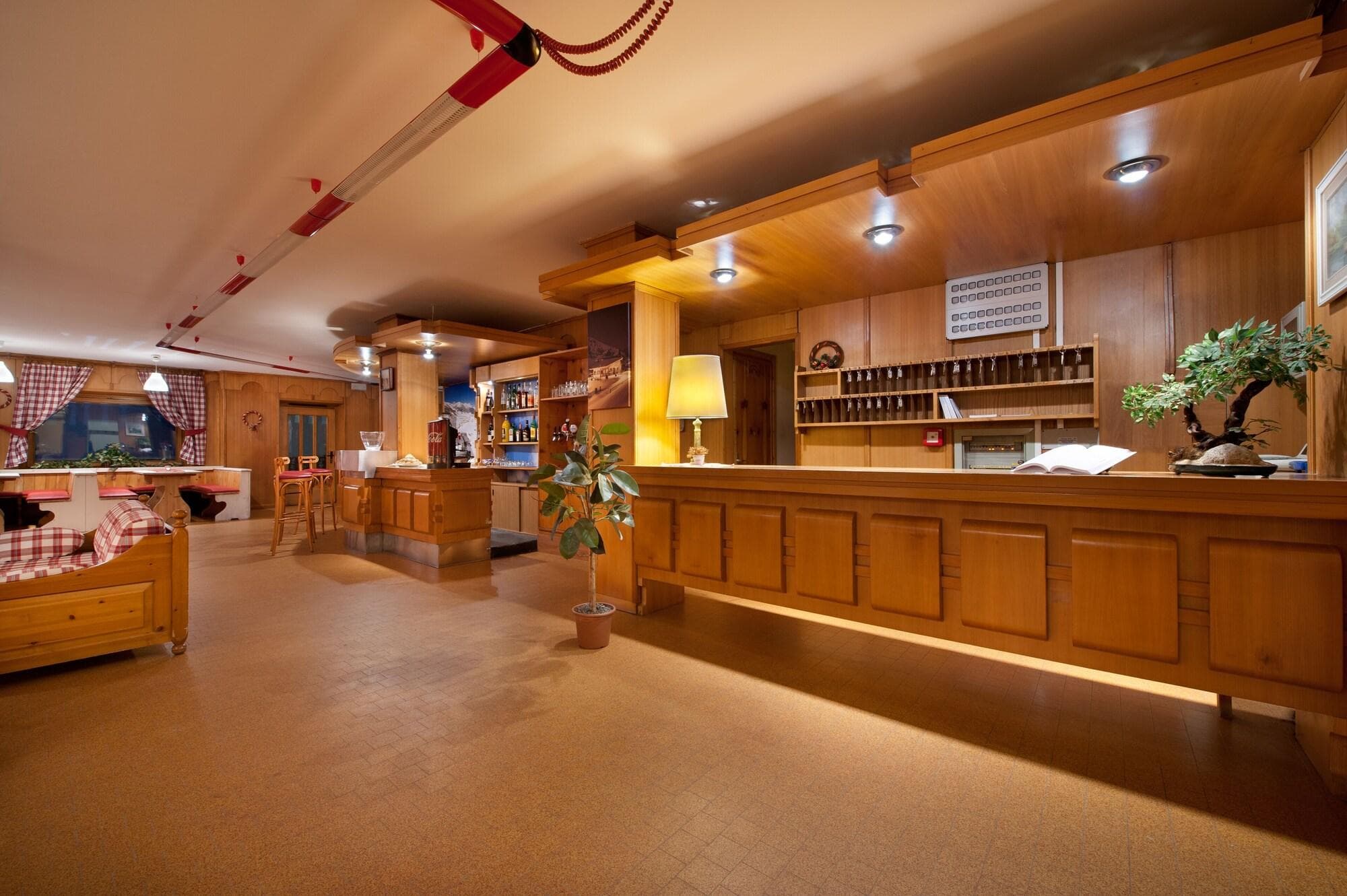 Hotel Teola