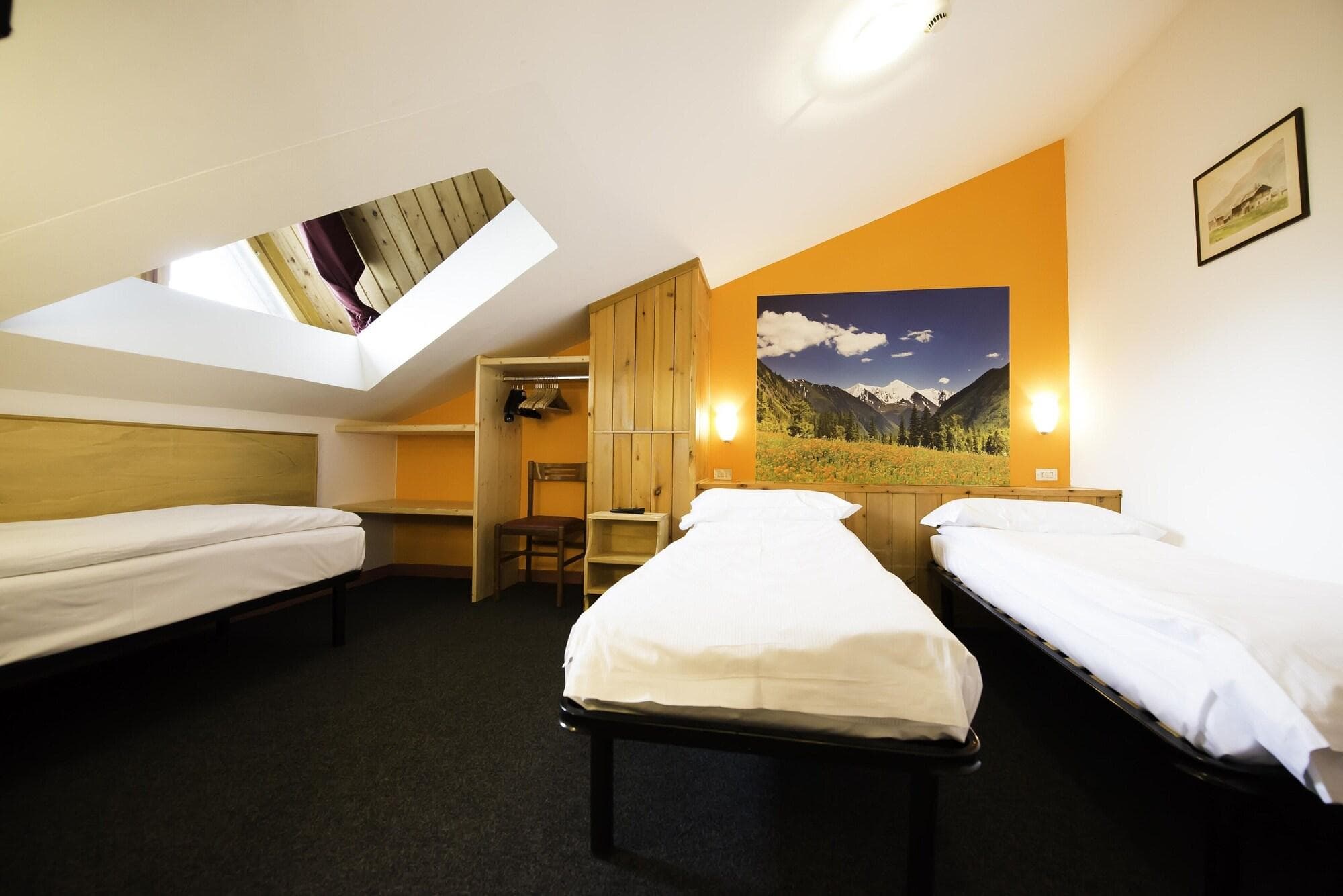 Hotel Teola