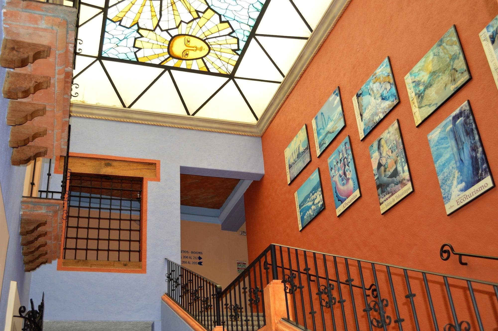 Hotel Santa Helena Plaza