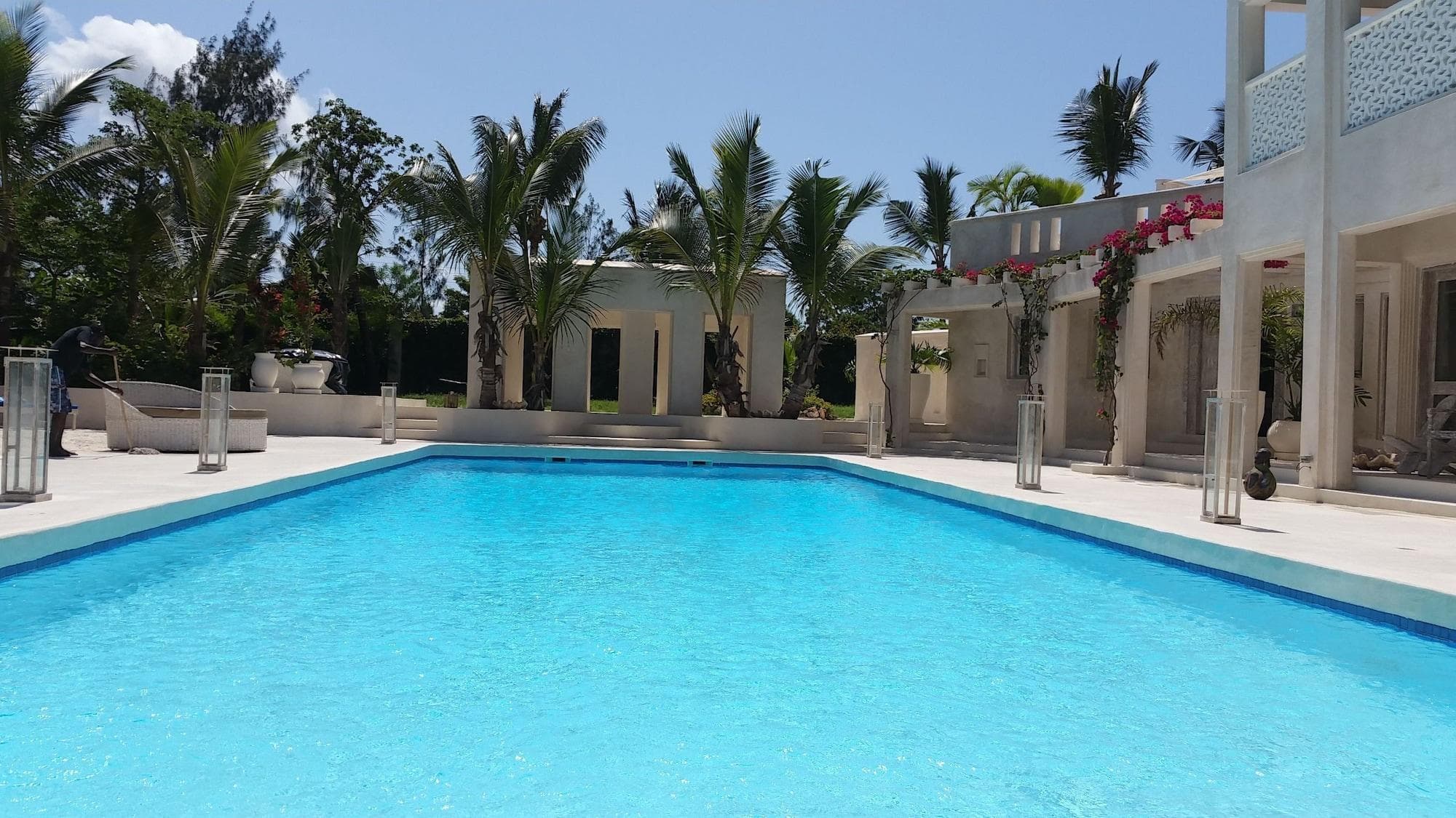 The Villa Luxury Suites Hotel