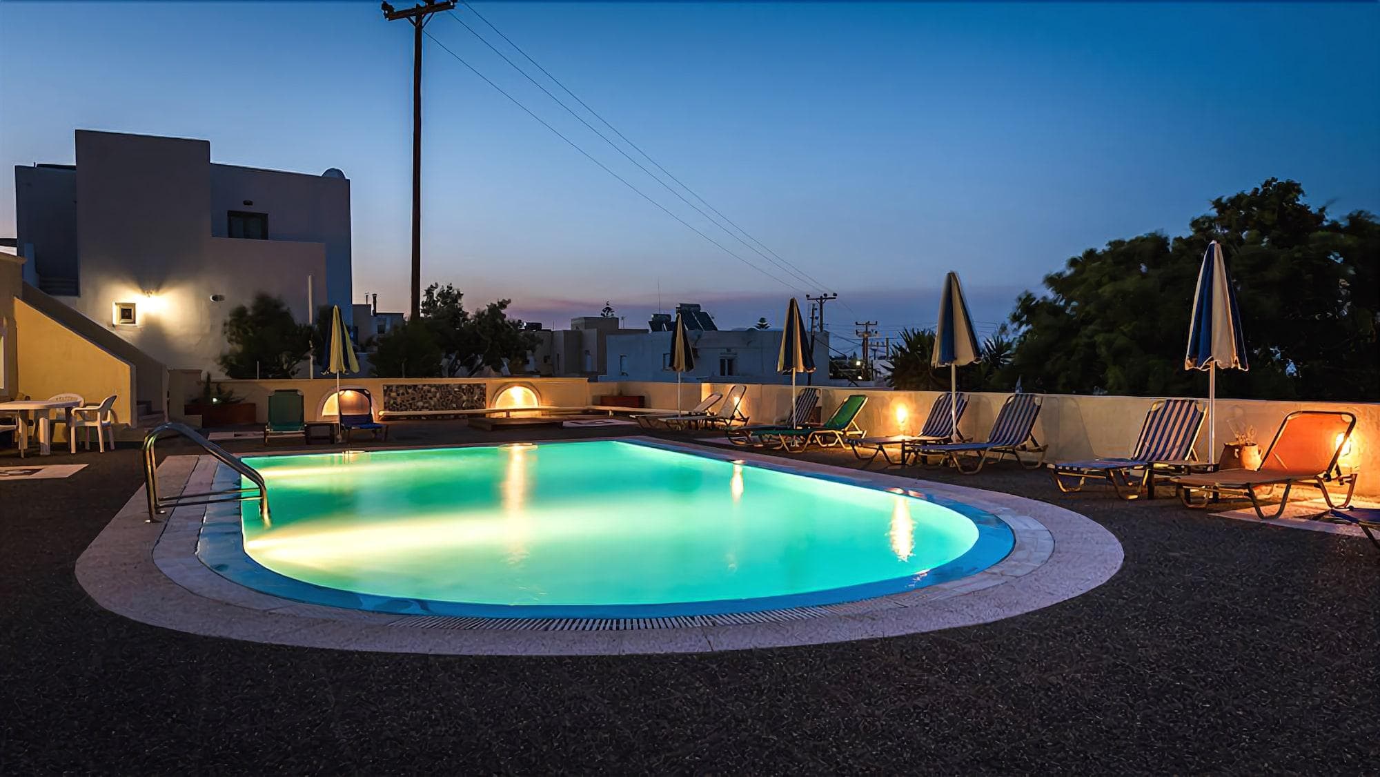 Casa Iphigenia, Sports and Entertainment