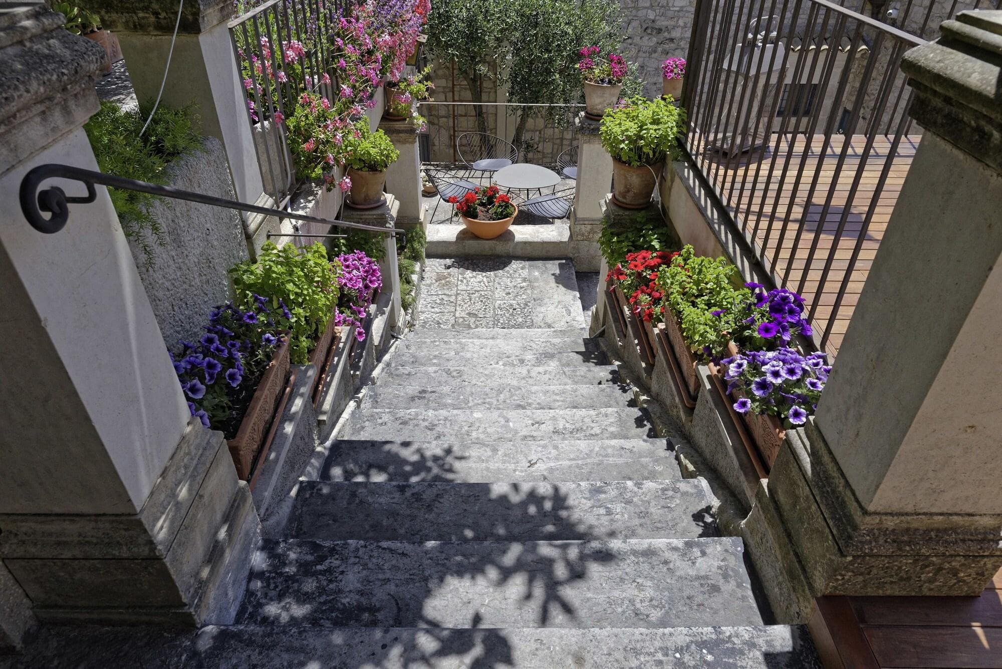 Edel Emotional Domus Et Luxury
