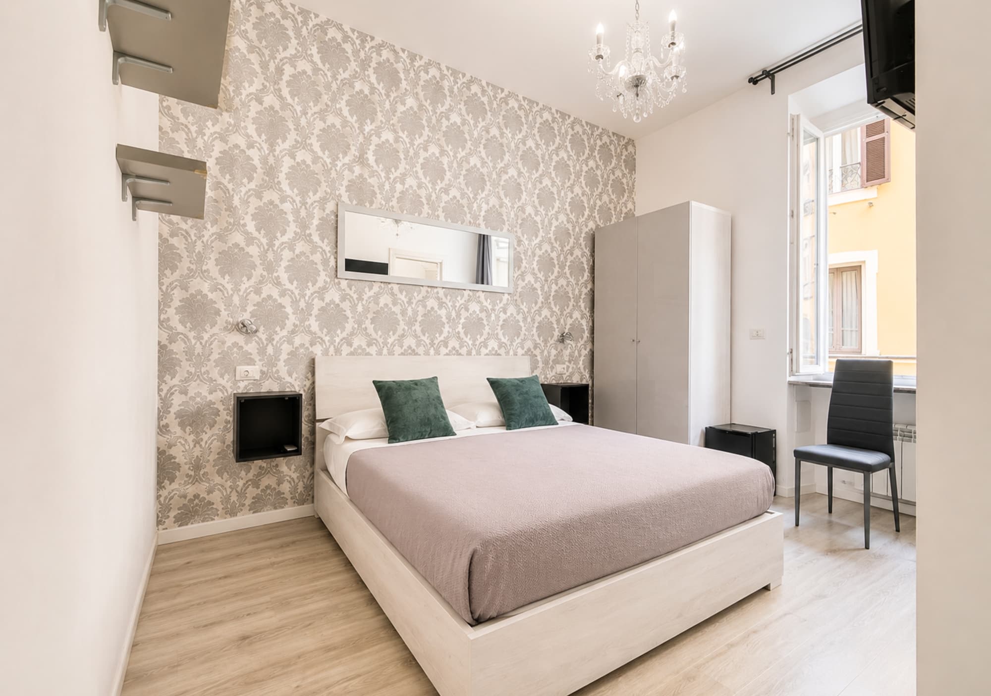 Inside Roma Rooms by DOT Suites