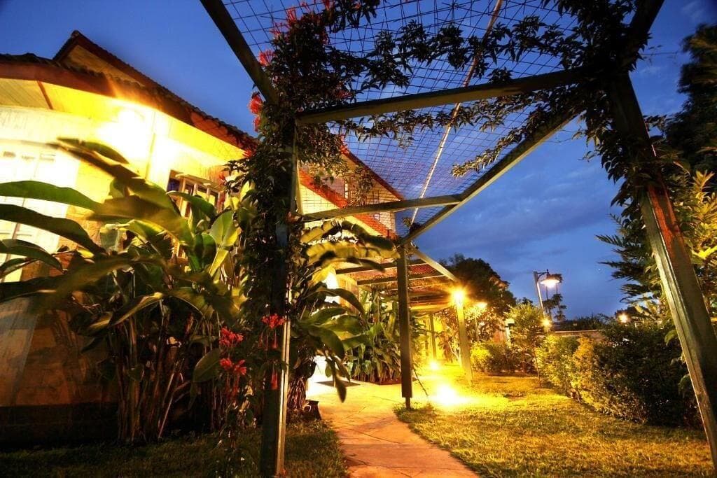 Crest Safari Lodge