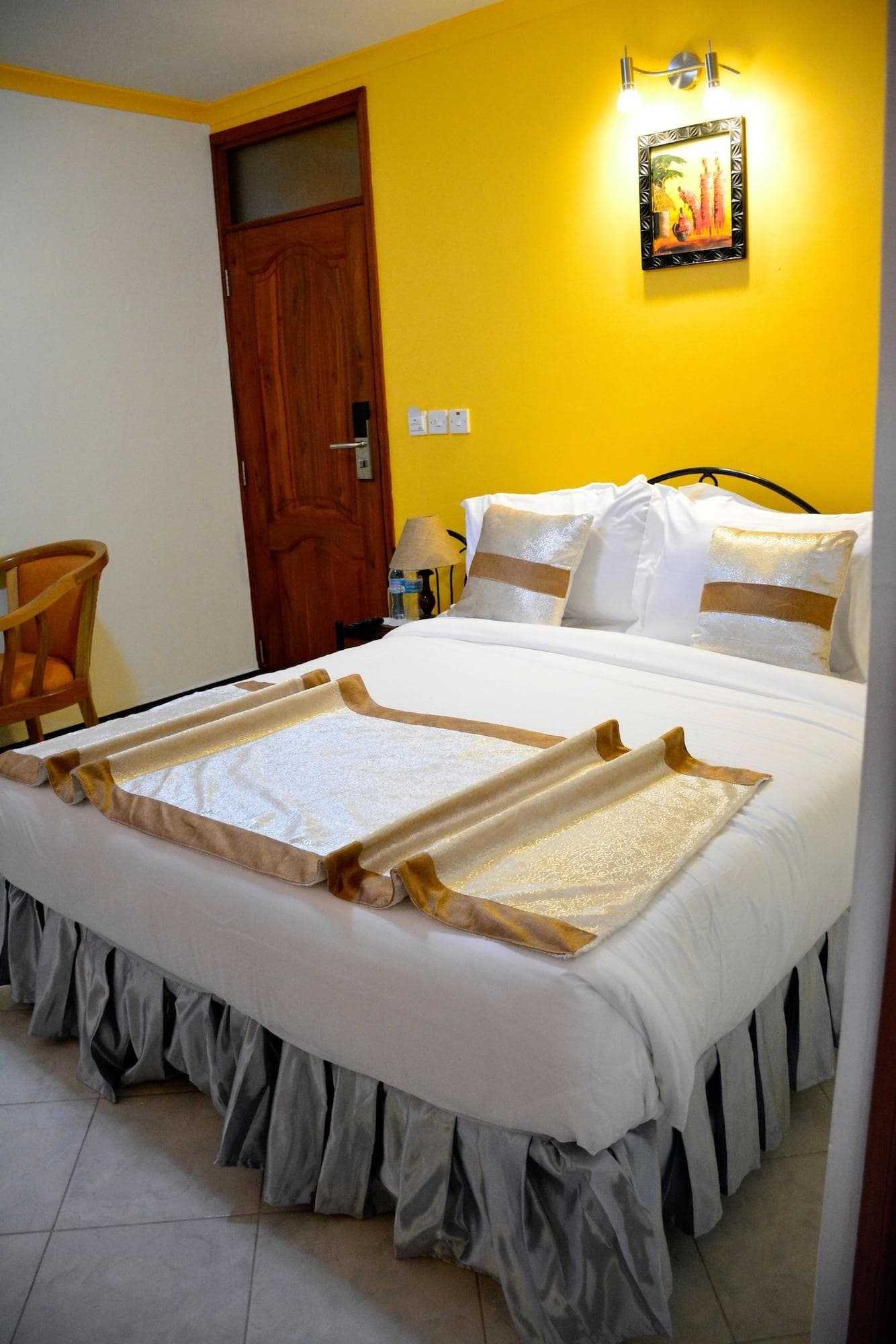 Crest Safari Lodge