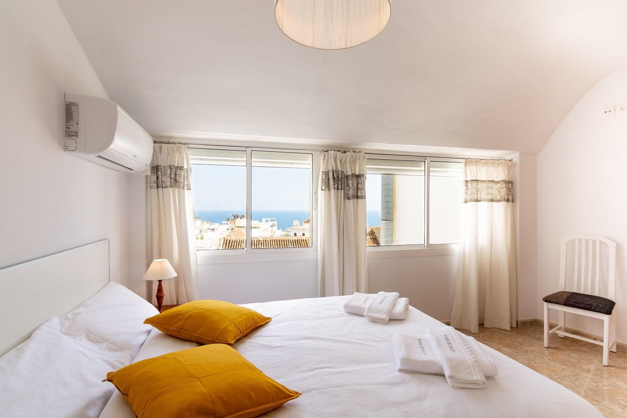 Hostal Luna De Nerja