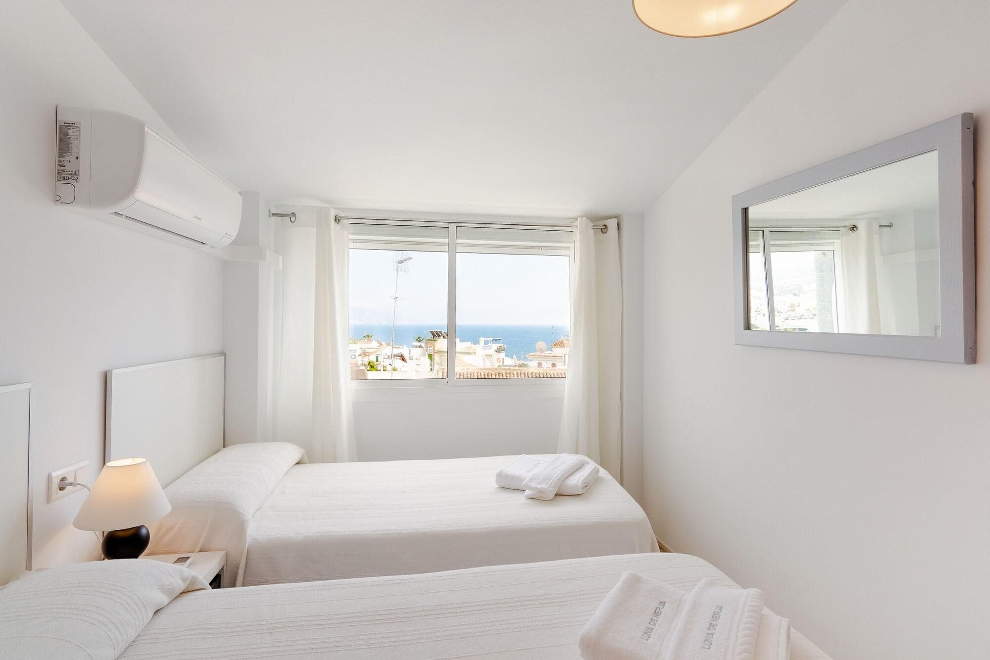 Hostal Luna De Nerja