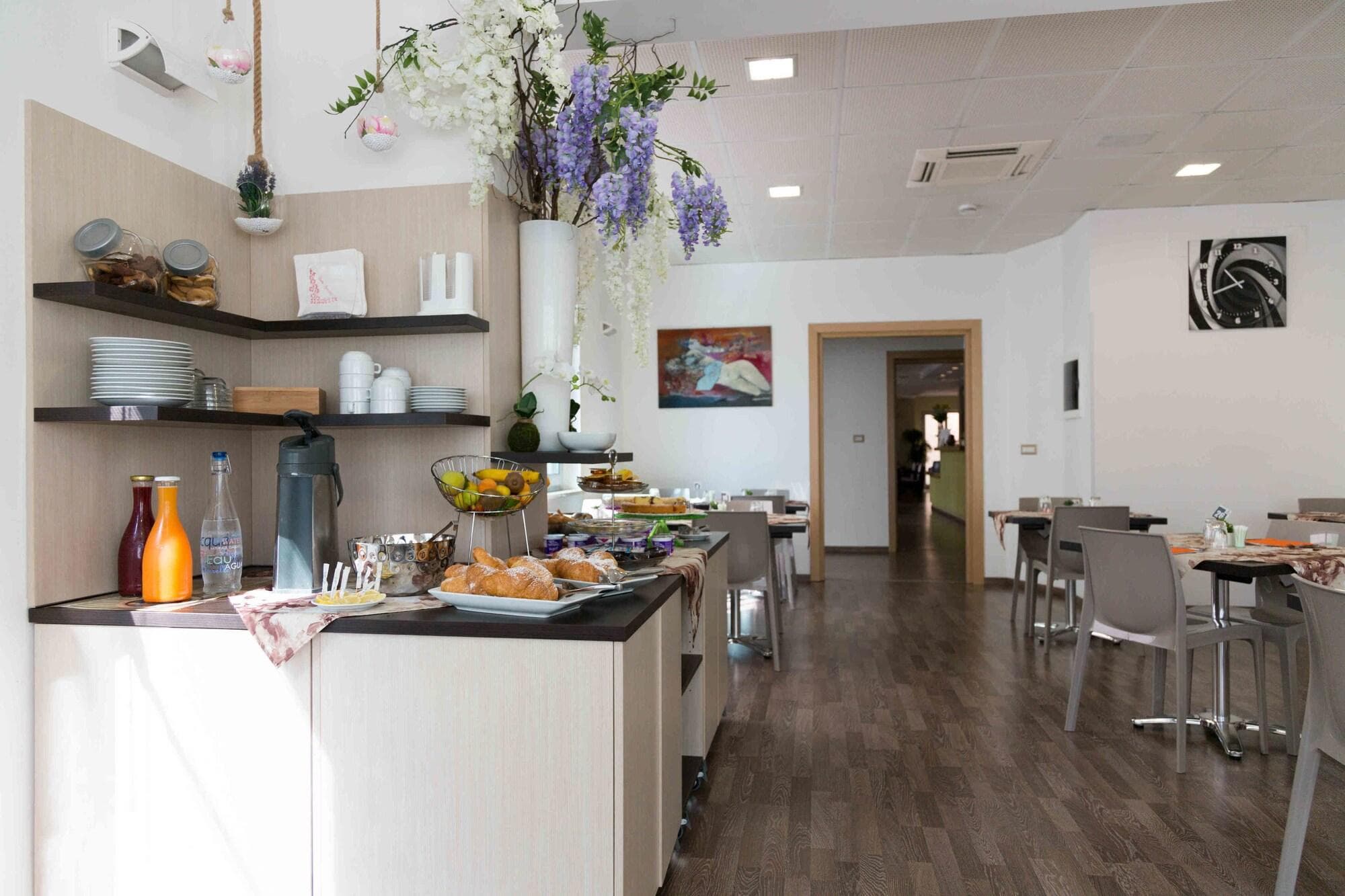 Hotel Miramare, Restaurant