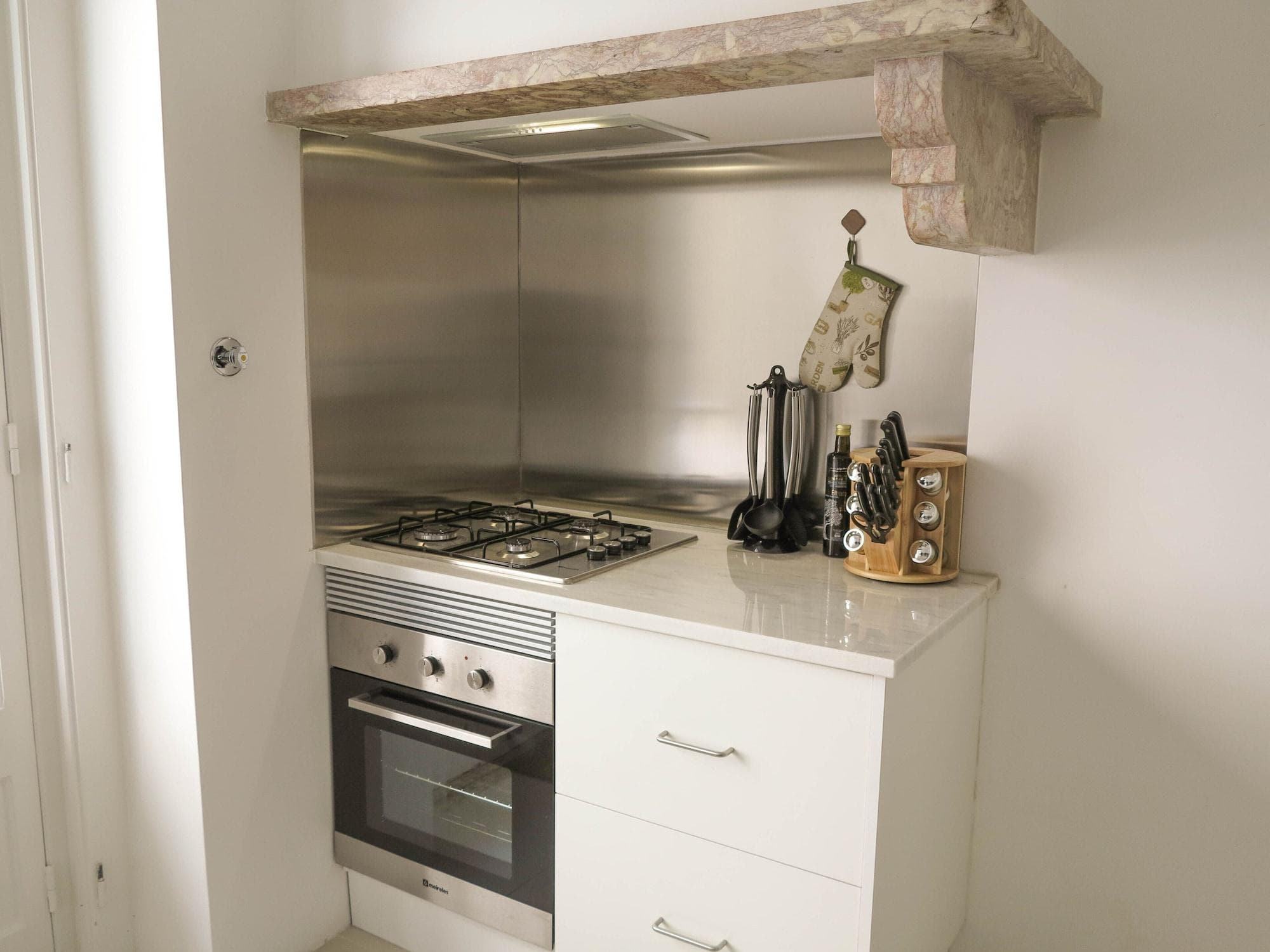 Dumont Lisbon Guesthouse