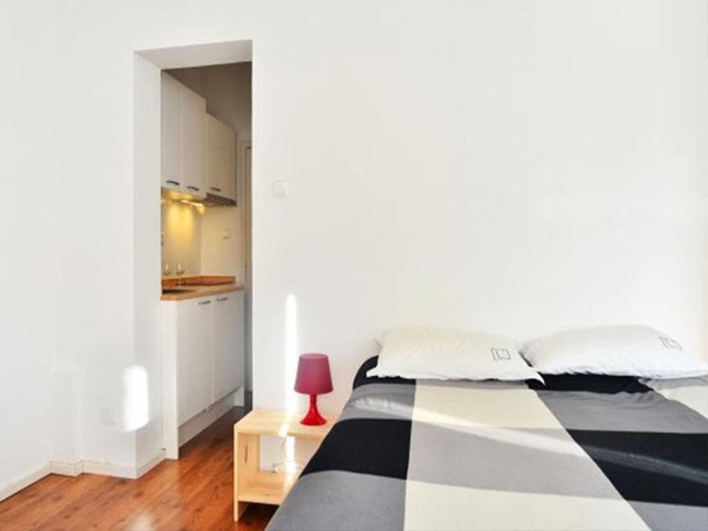 Avenue Rooms & Suites