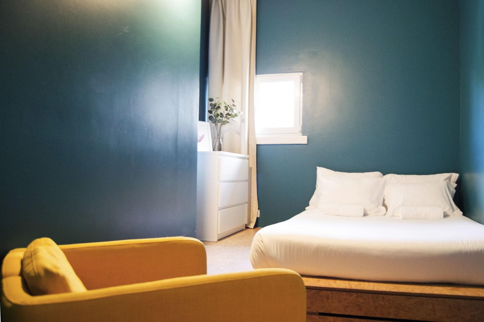 Avenue Rooms & Suites