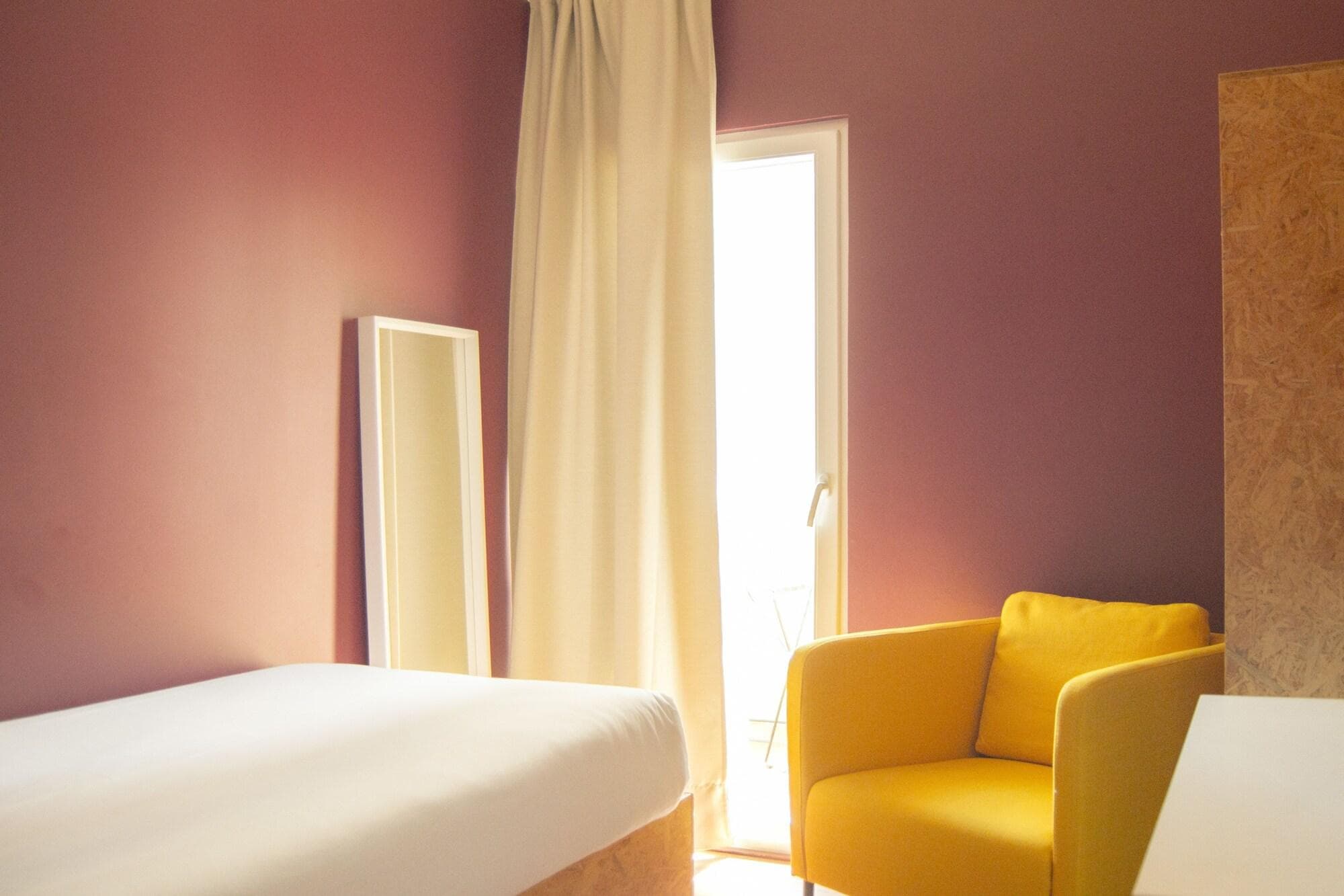 Avenue Rooms & Suites